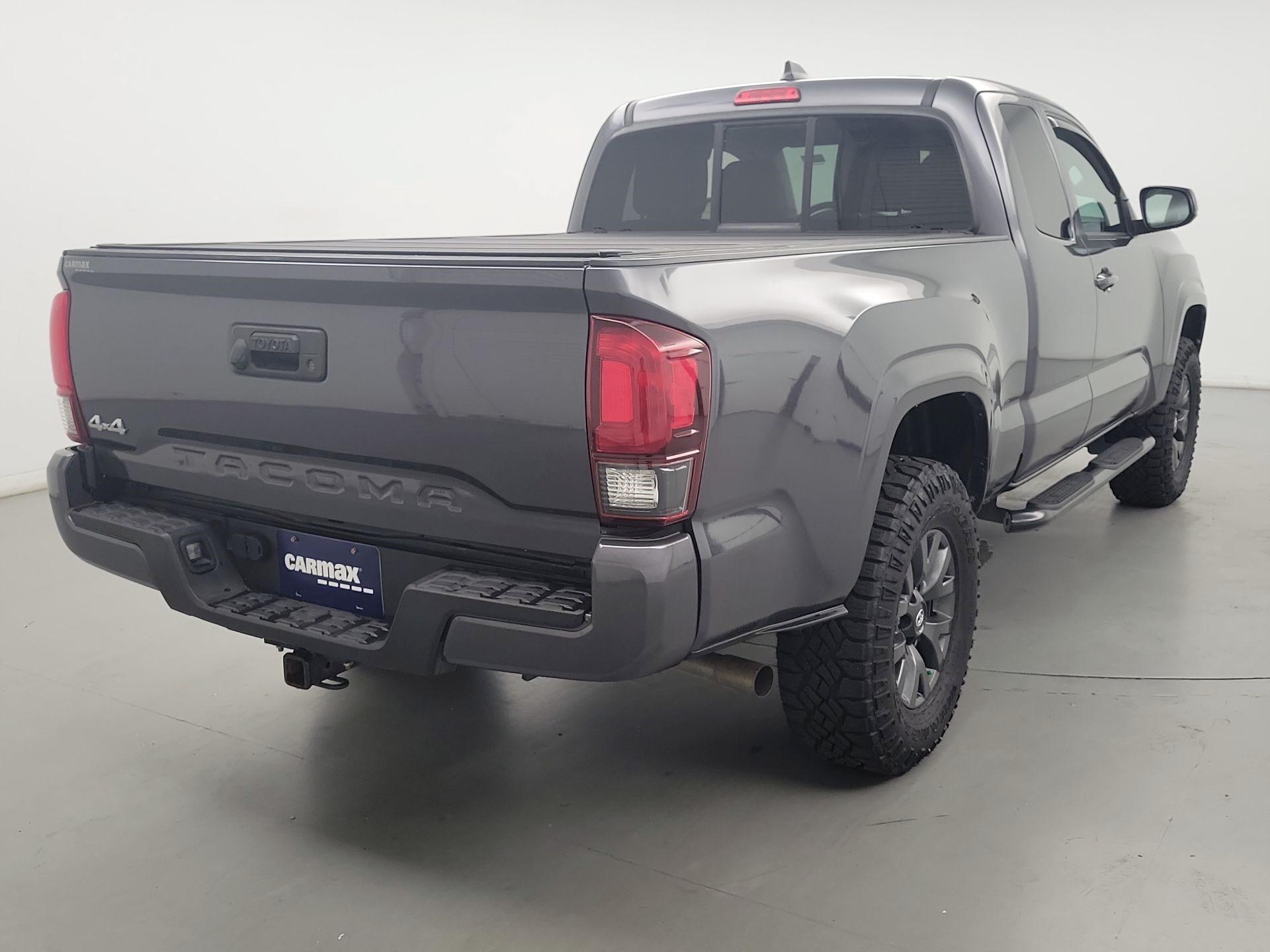 Thumbnail: 2021 Toyota Tacoma - 5