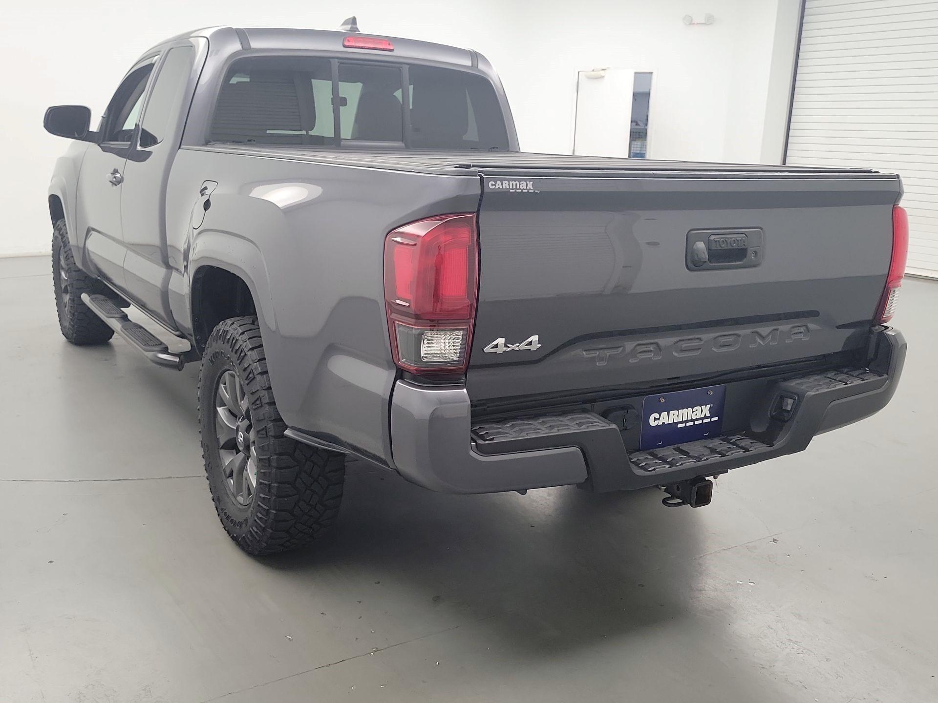 Thumbnail: 2021 Toyota Tacoma - 7