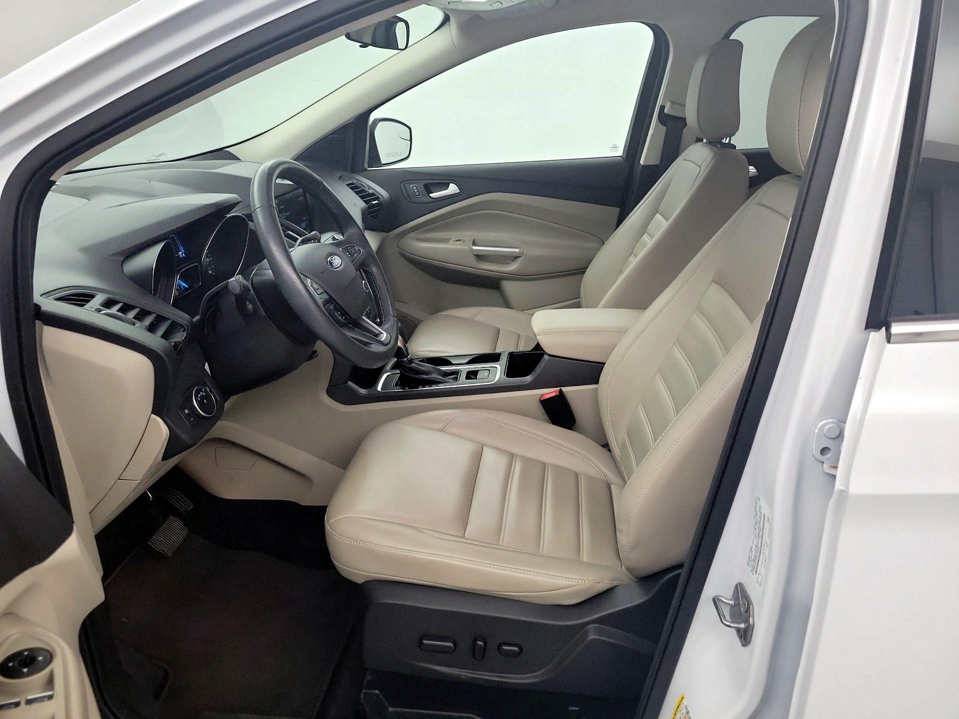 Thumbnail: 2019 Ford Escape - 9