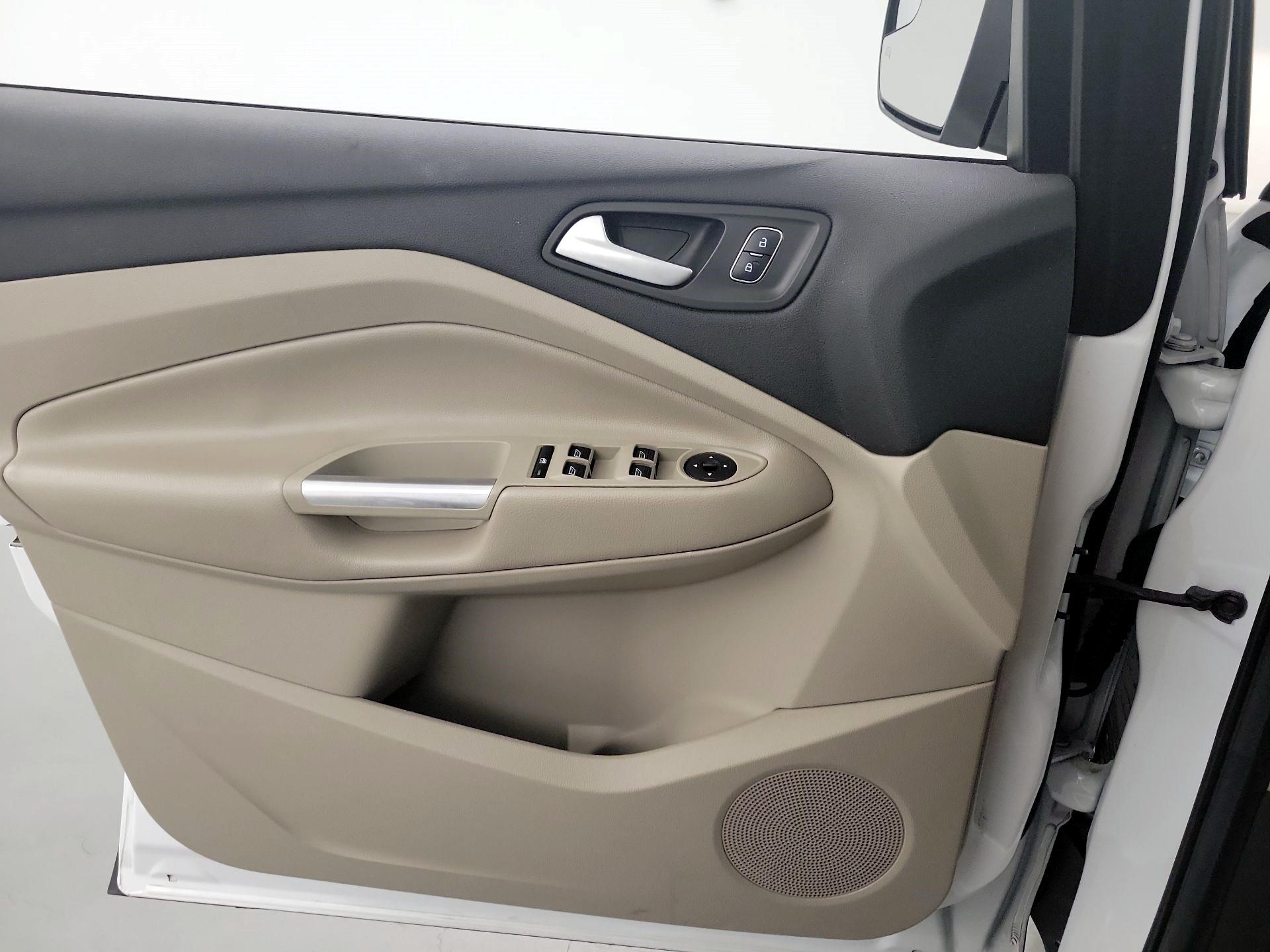 Thumbnail: 2019 Ford Escape - 10