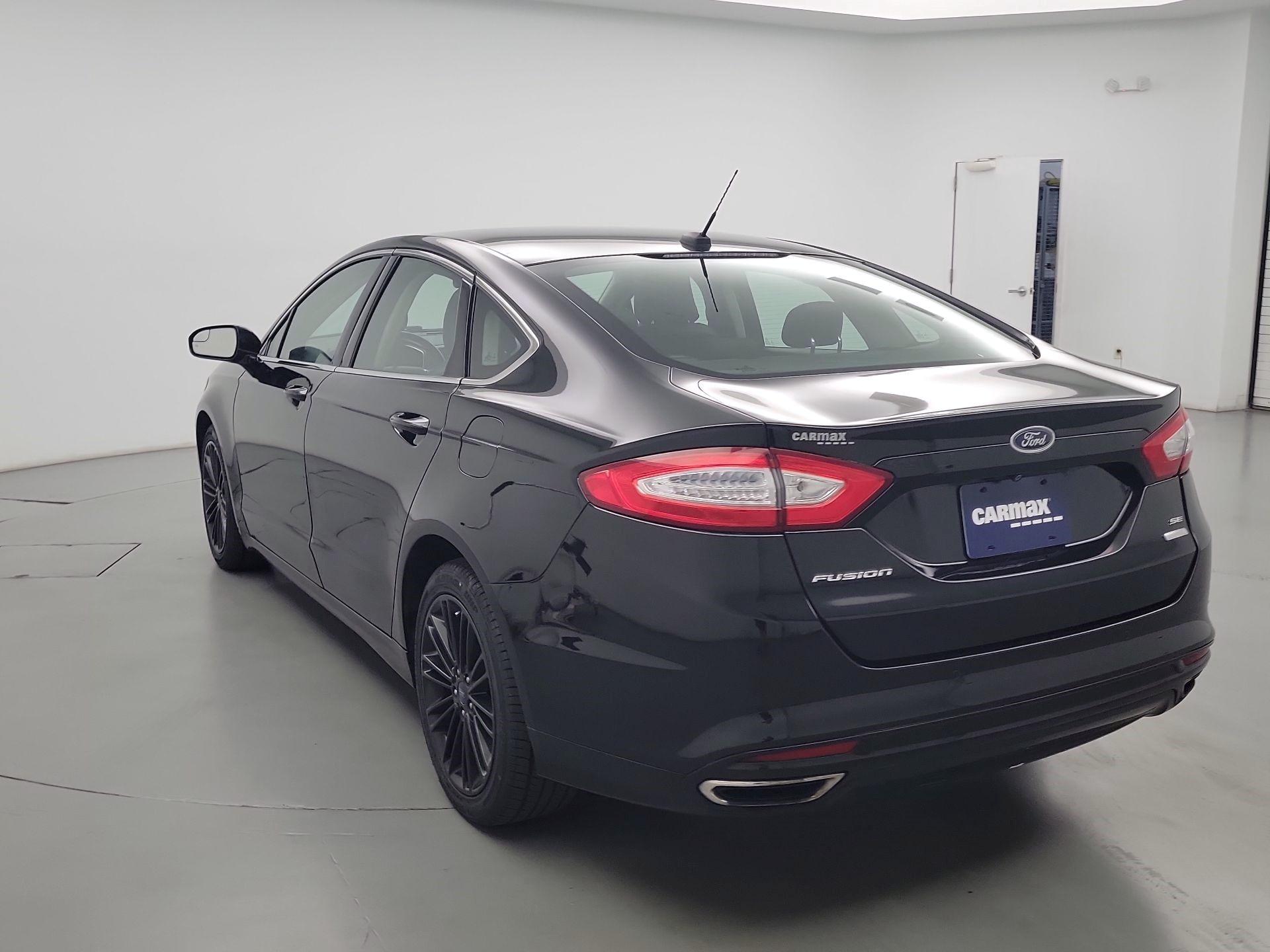 Thumbnail: 2016 Ford Fusion - 7