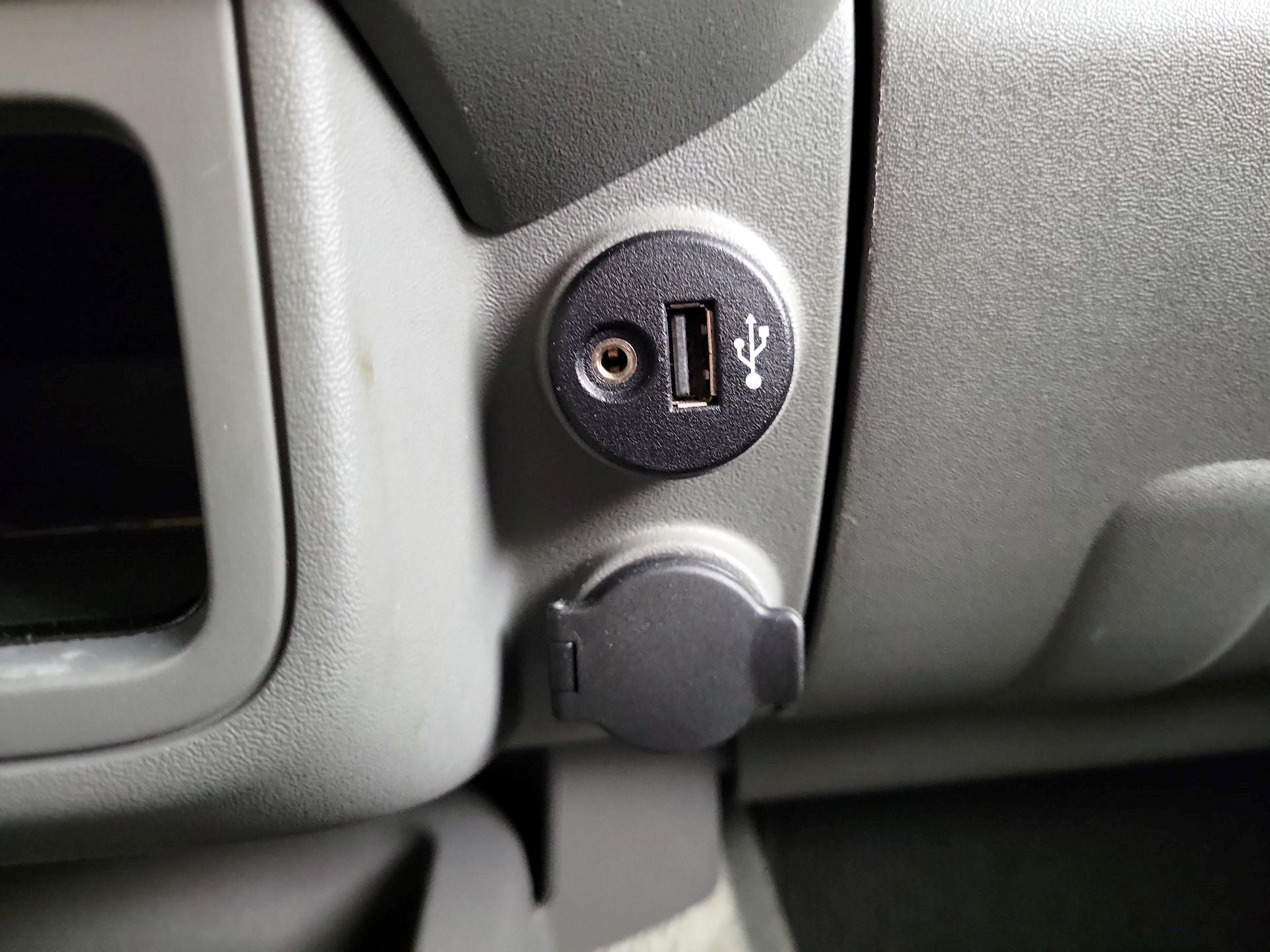 Thumbnail: 2018 Nissan Frontier - 16