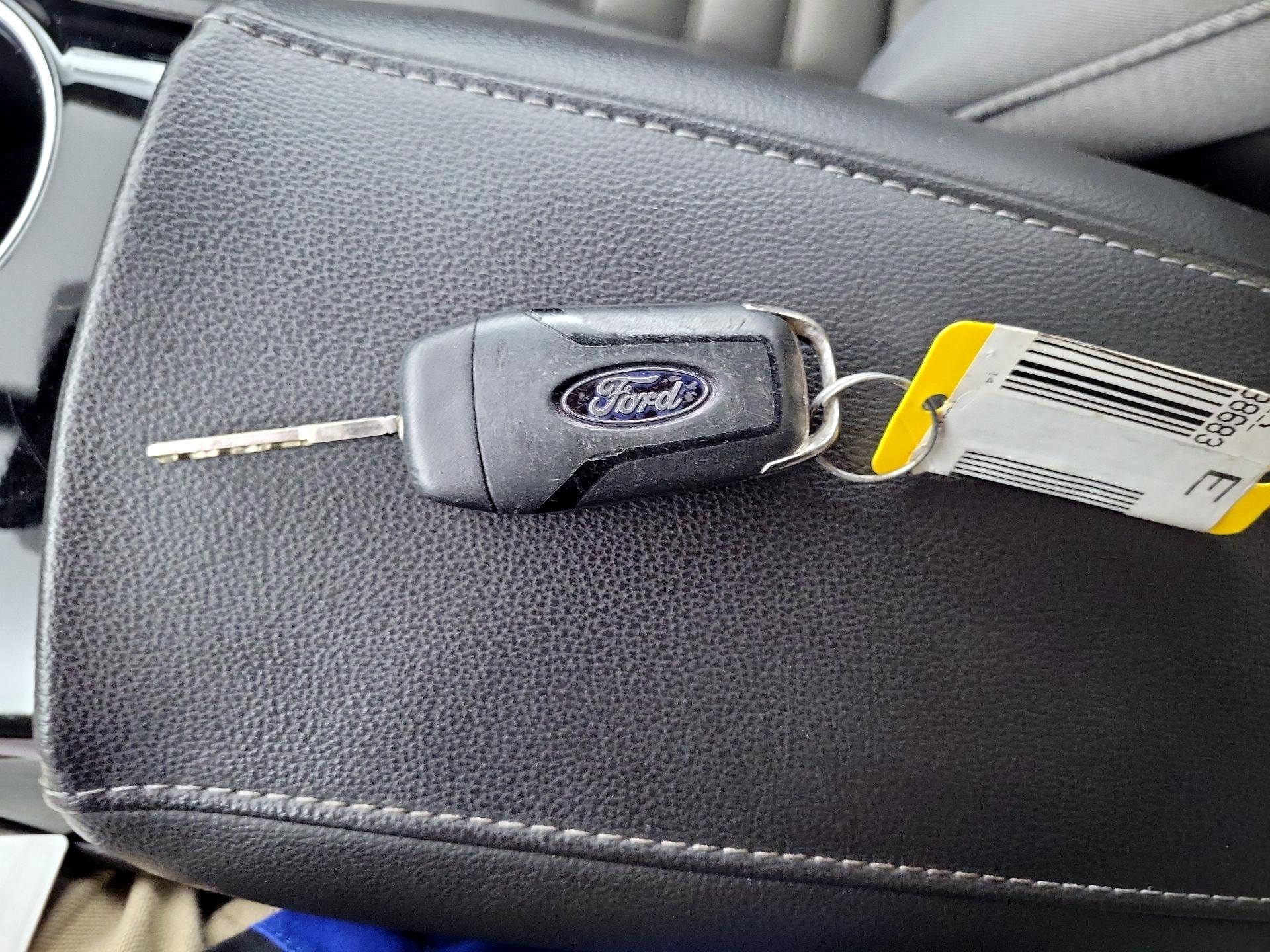 Thumbnail: 2014 Ford Fusion - 19