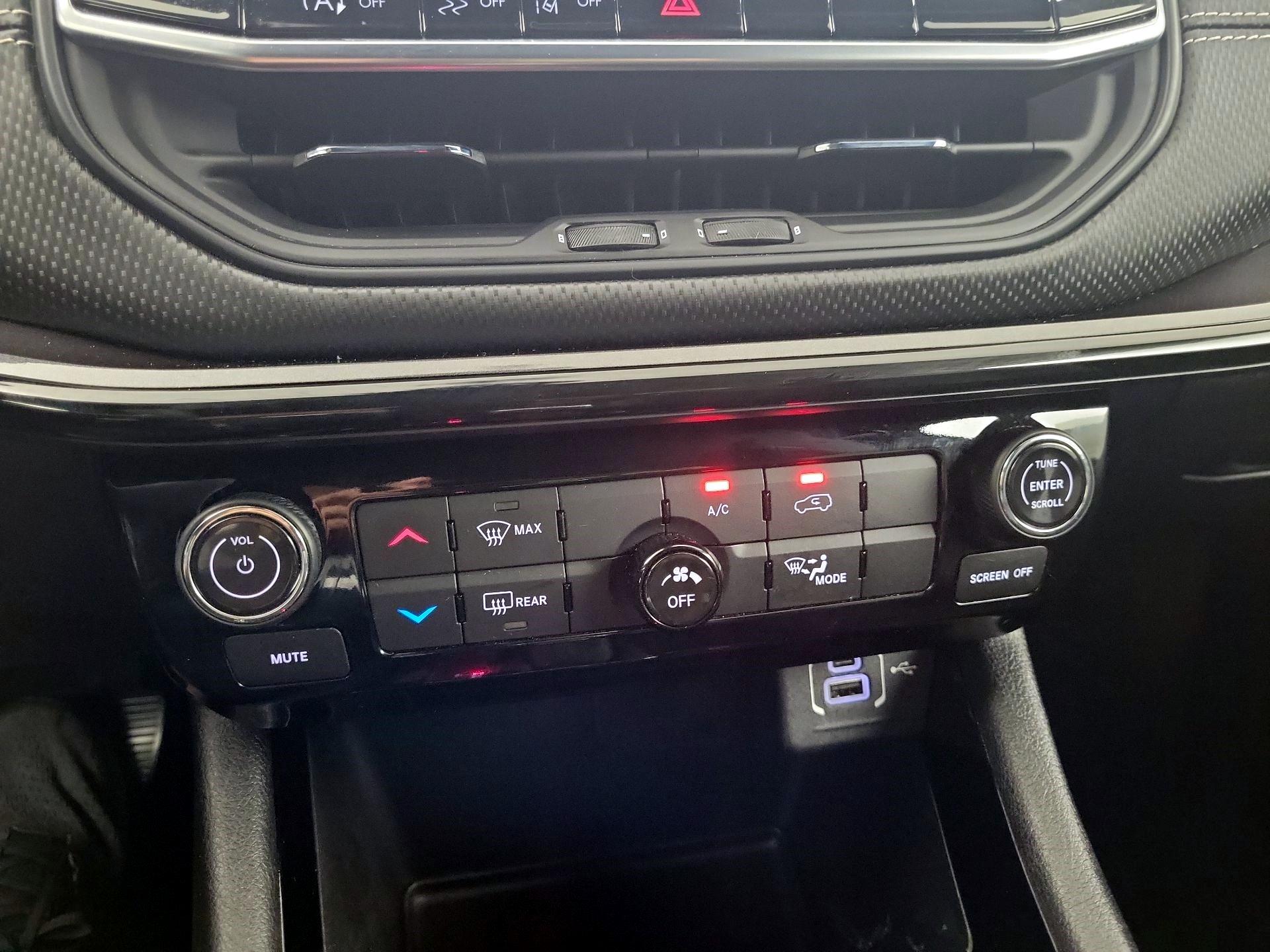 Thumbnail: 2022 Jeep Compass - 13