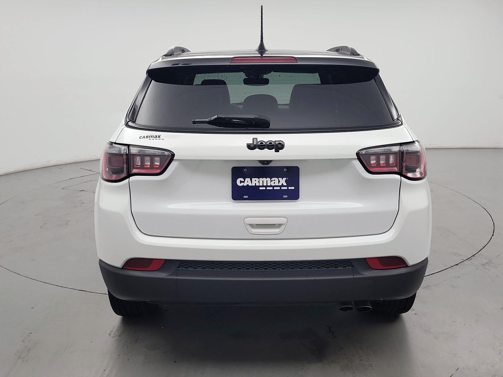 Thumbnail: 2022 Jeep Compass - 6