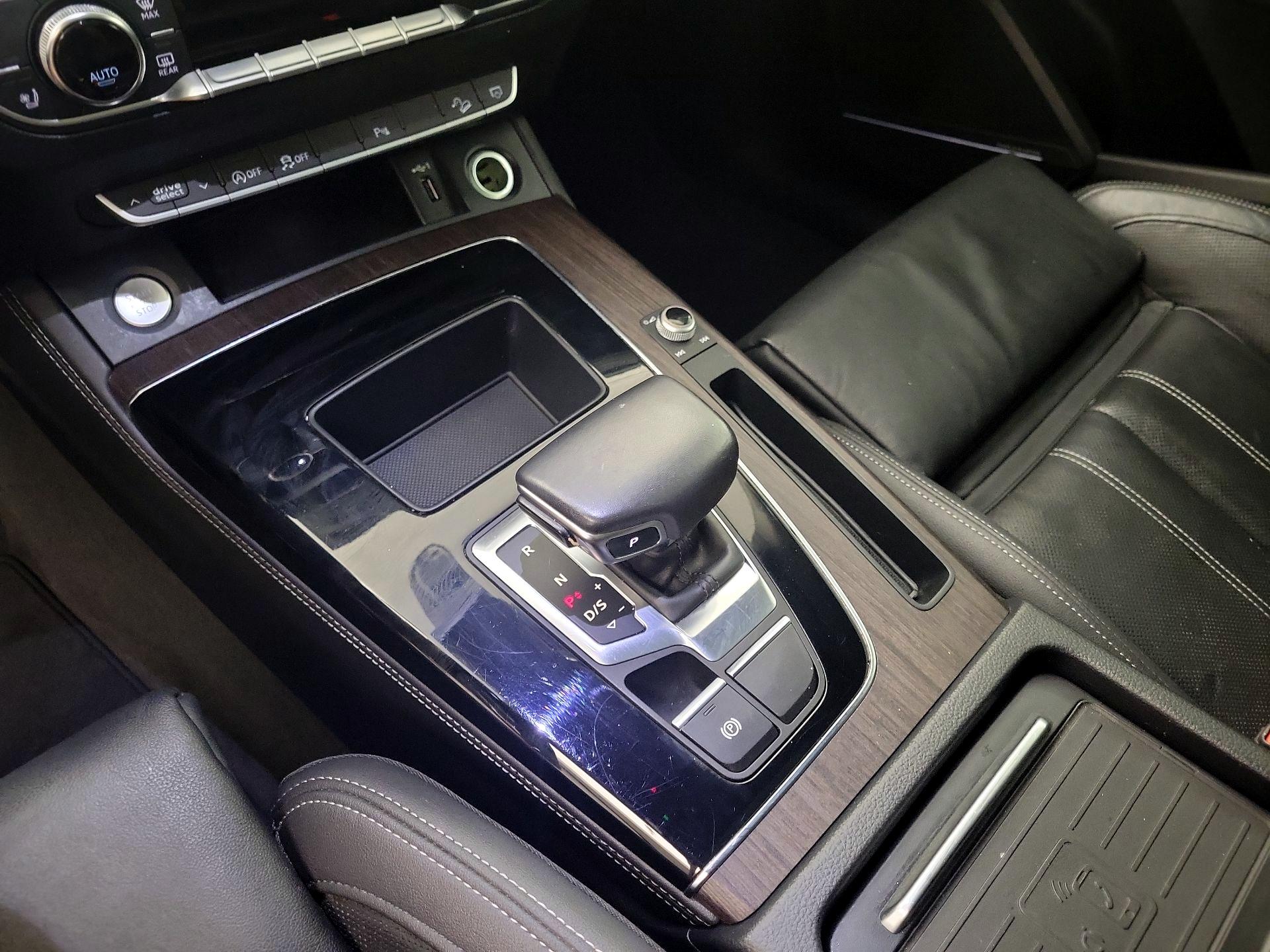 Thumbnail: 2021 Audi Q5 - 18