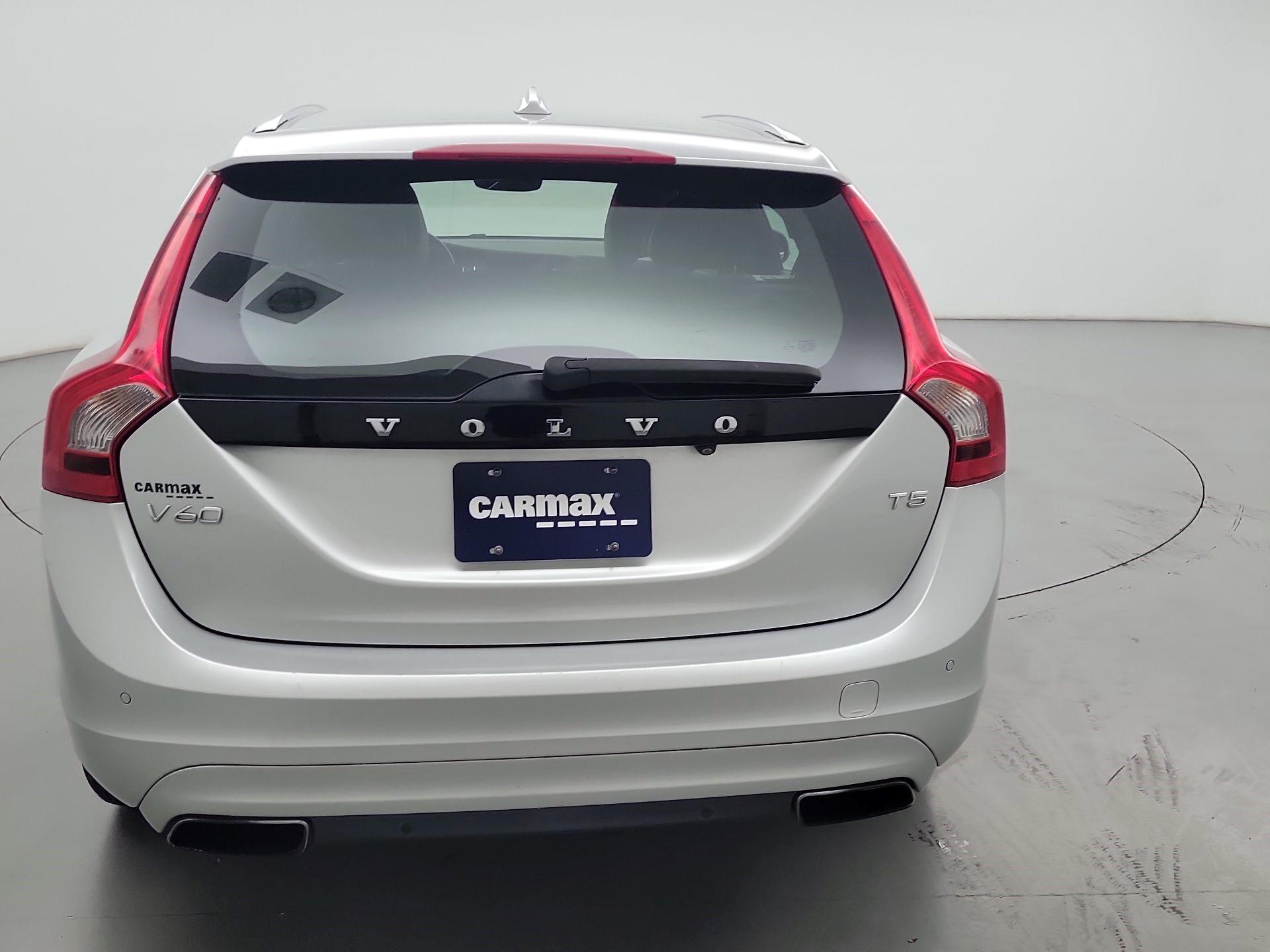 Thumbnail: 2015 Volvo V60 - 6