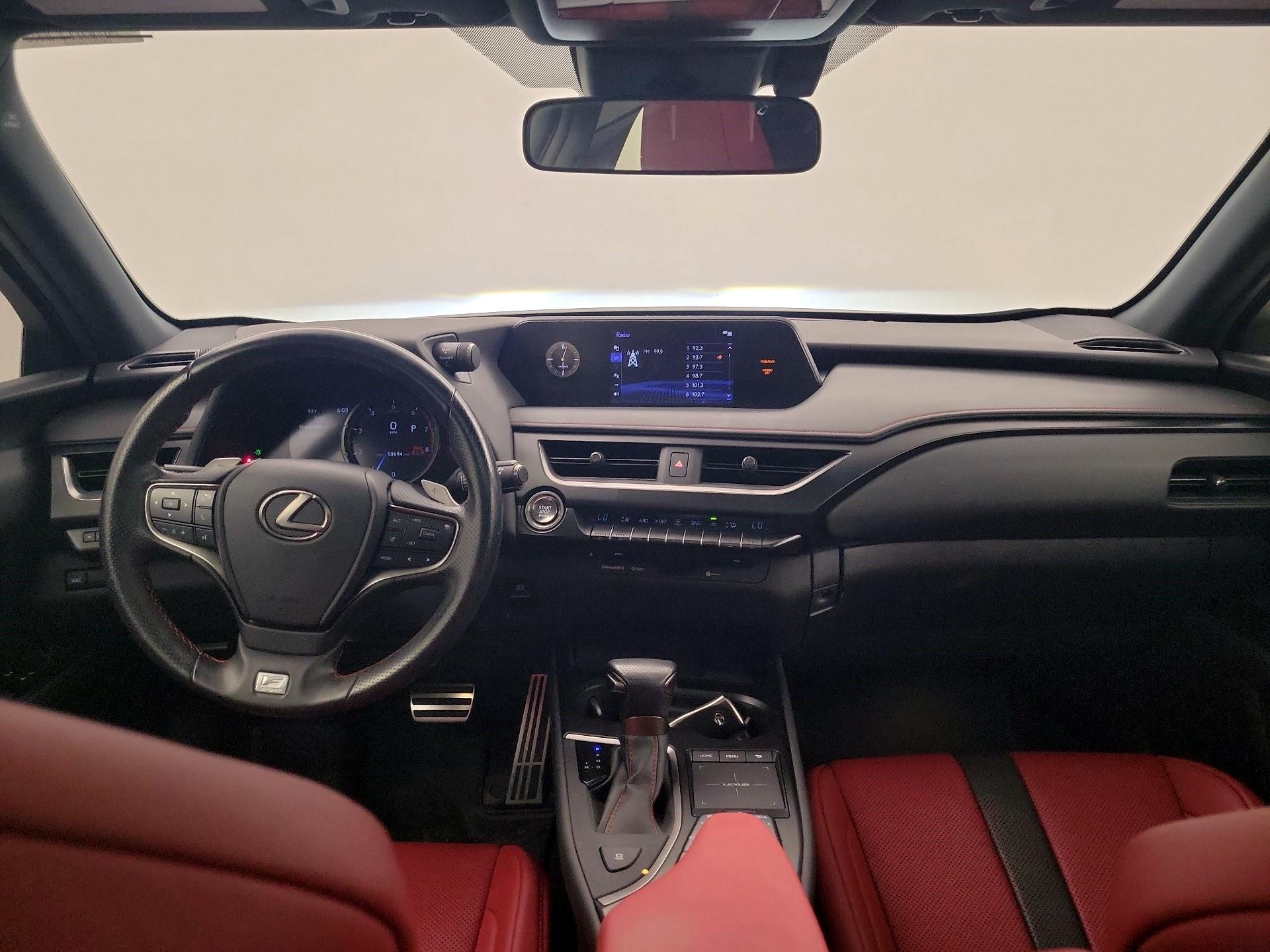 Thumbnail: 2022 Lexus UX - 8