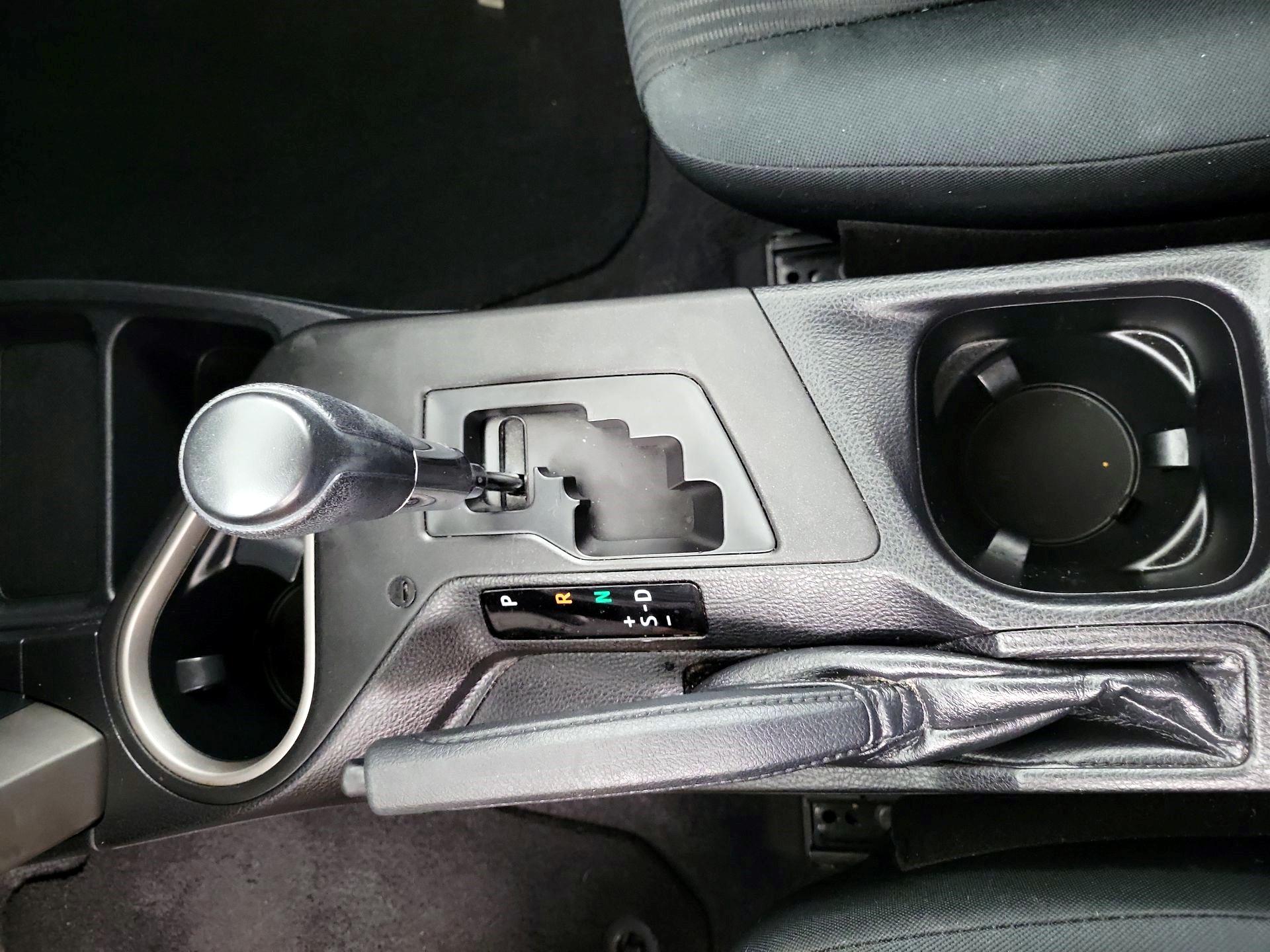 Thumbnail: 2016 Toyota RAV4 - 15