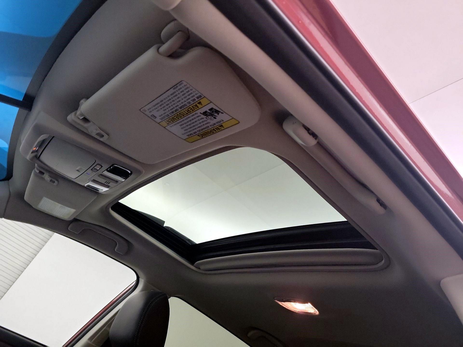 Thumbnail: 2015 Subaru Outback - 18