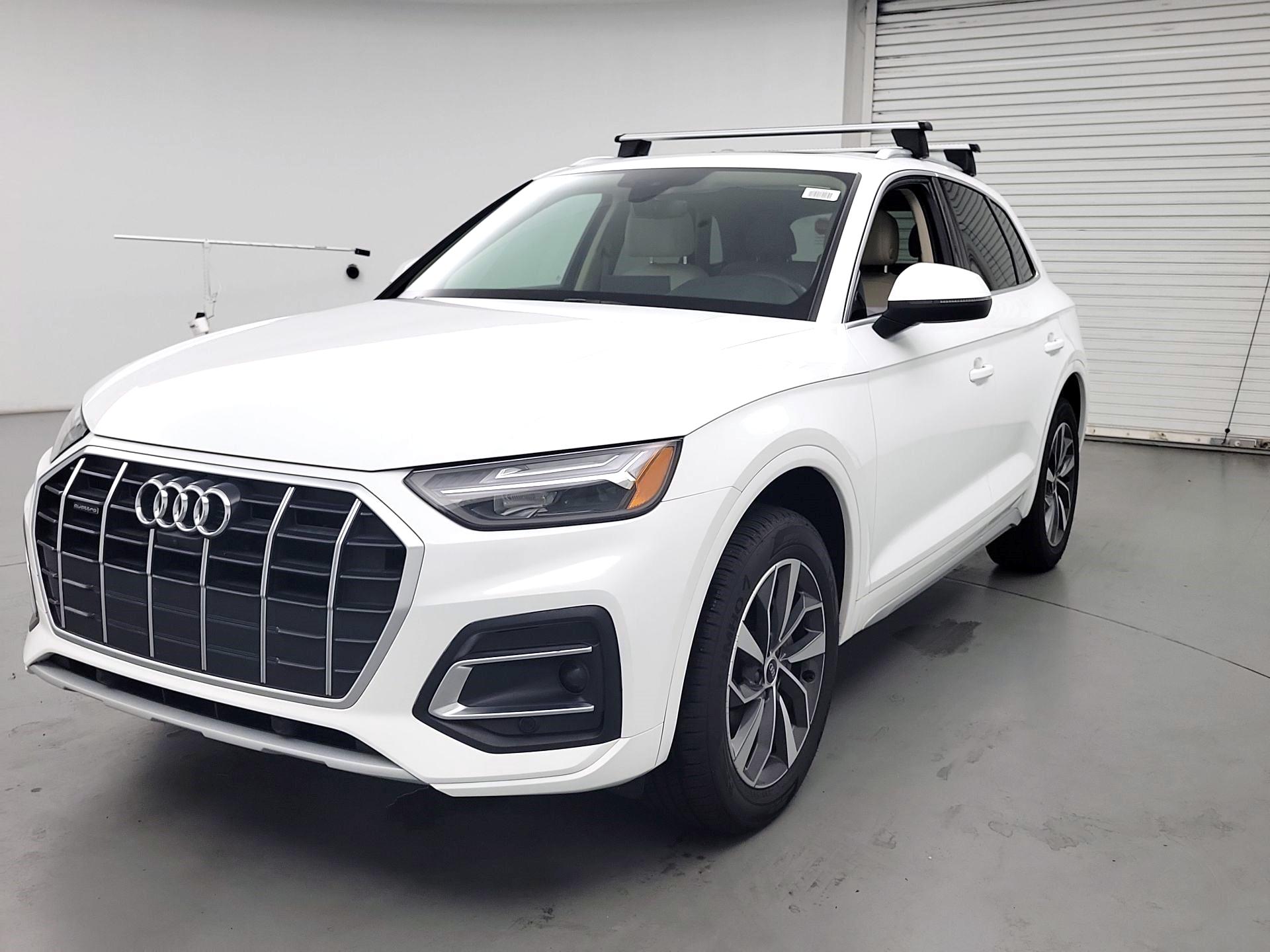 Thumbnail: 2021 Audi Q5 - 3