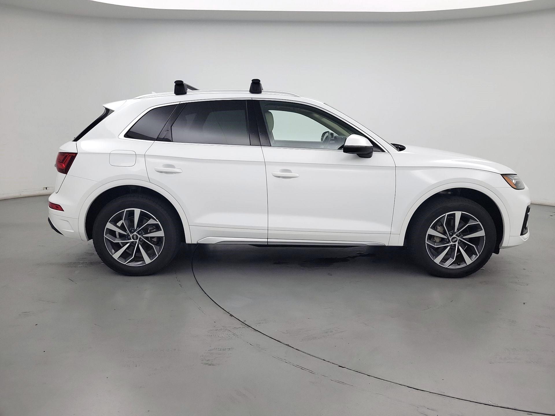 Thumbnail: 2021 Audi Q5 - 4