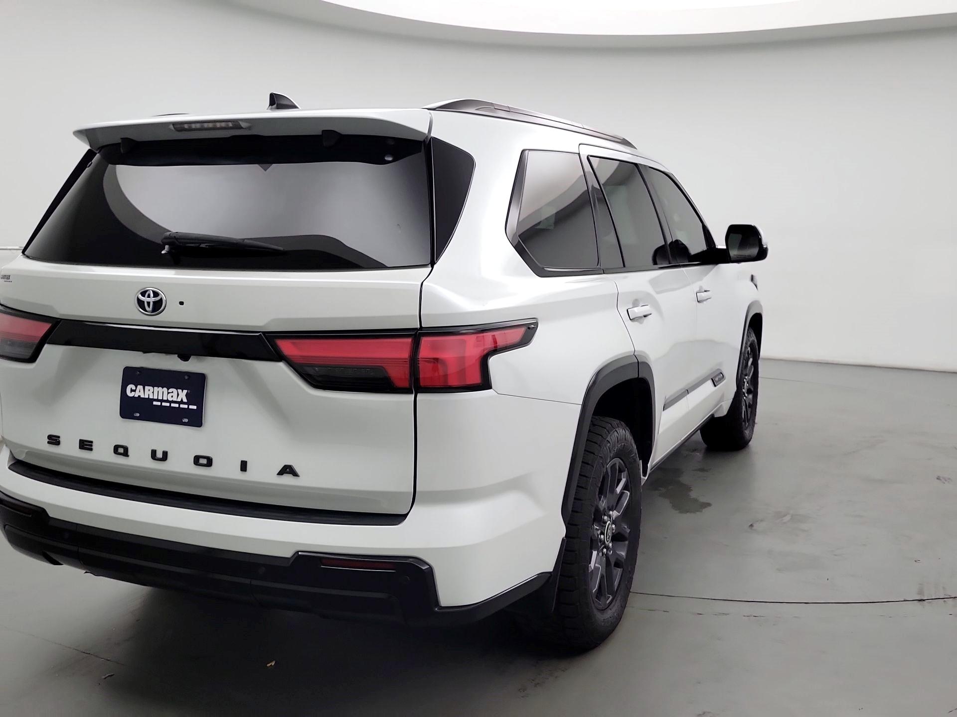 Thumbnail: 2023 Toyota Sequoia - 5