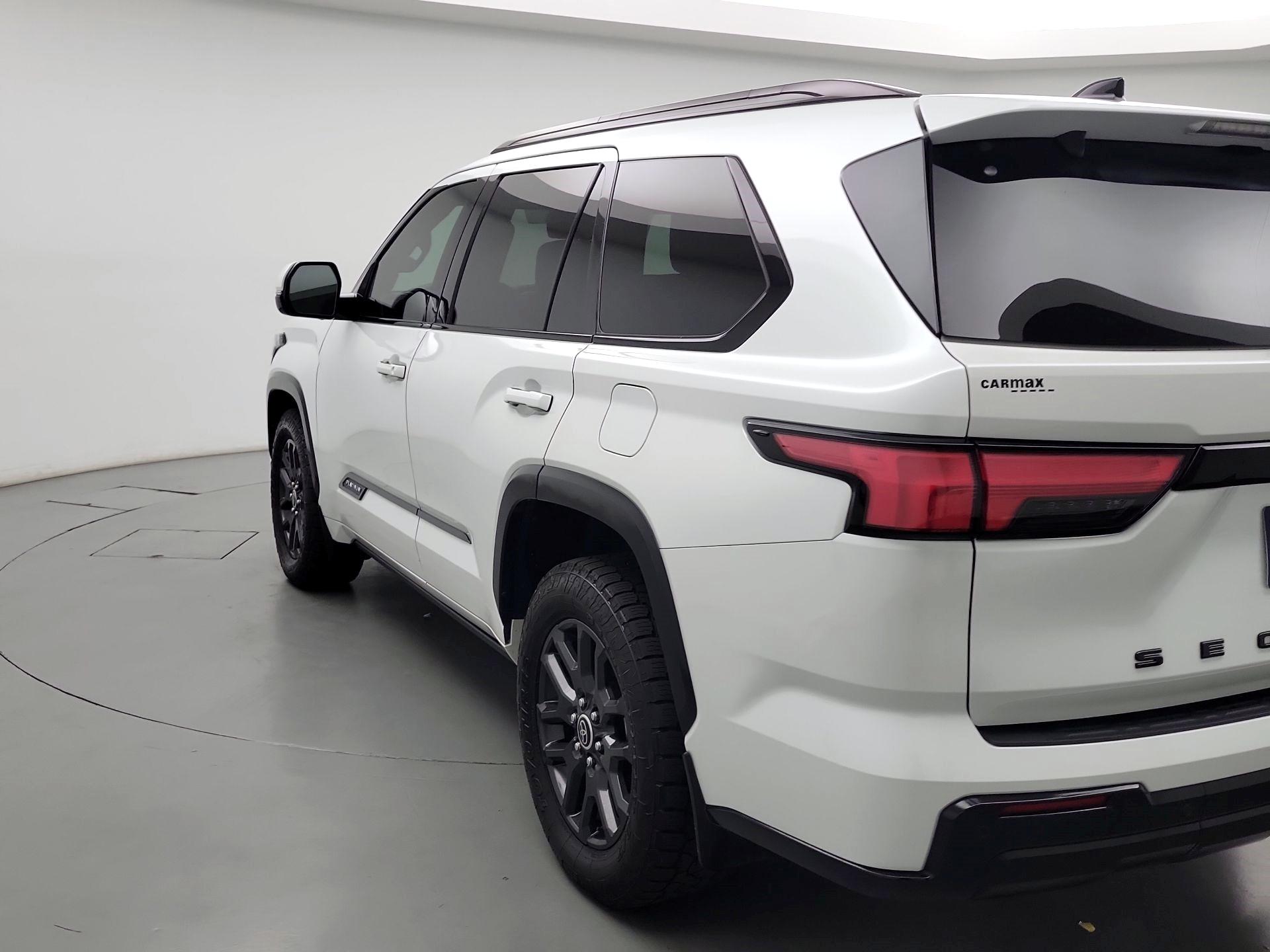 Thumbnail: 2023 Toyota Sequoia - 7
