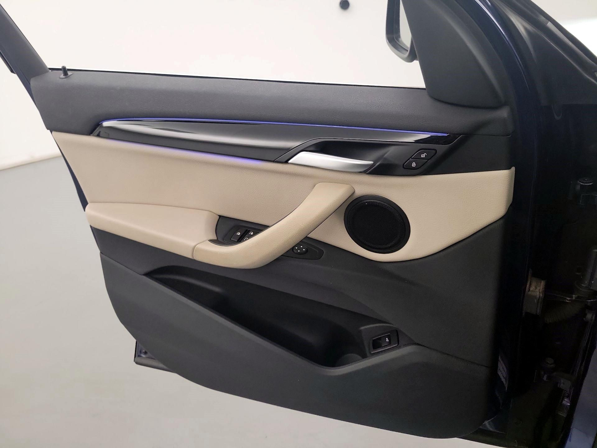 Thumbnail: 2020 BMW X1 - 10