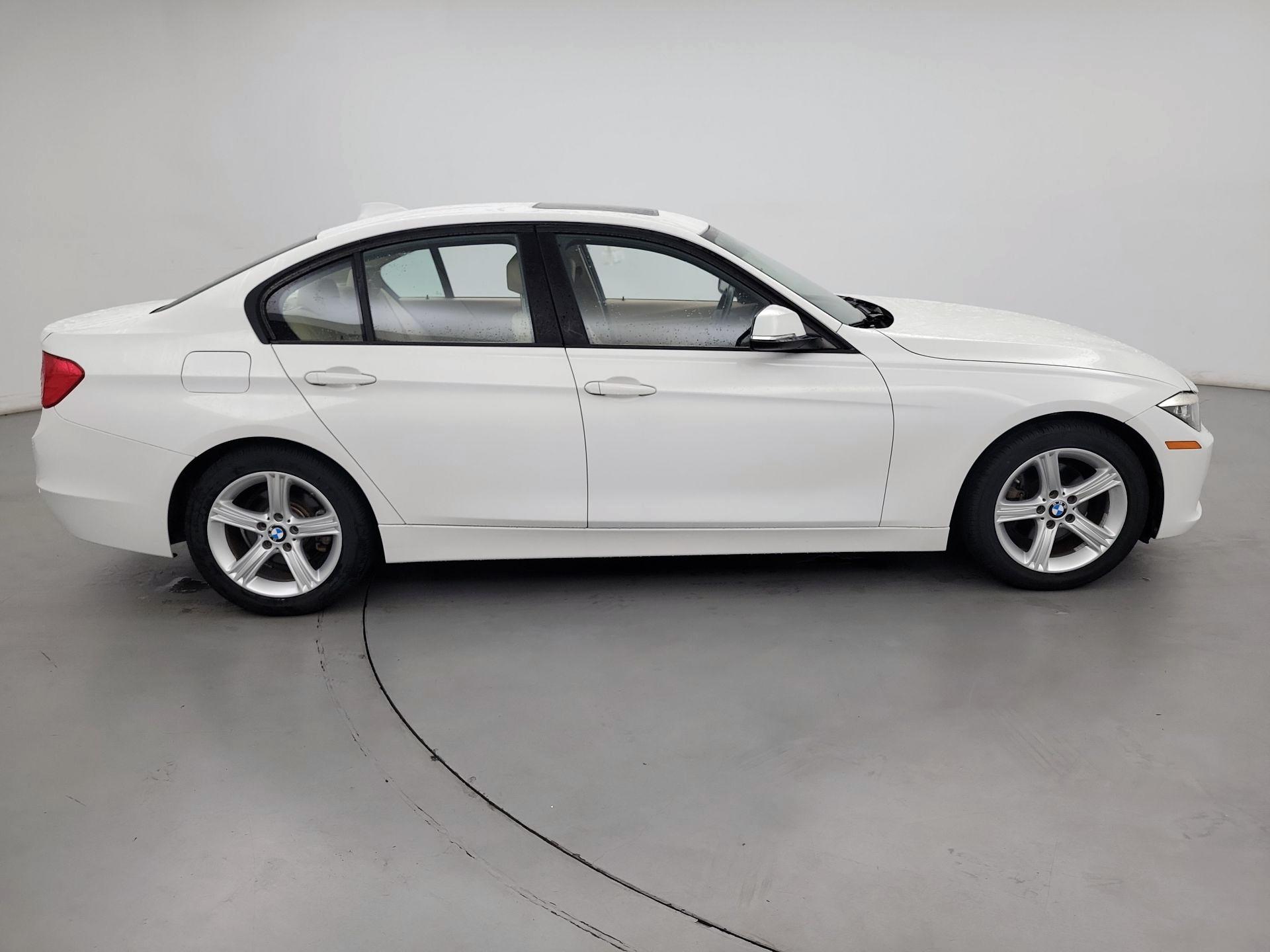 Thumbnail: 2014 BMW 3 Series - 4