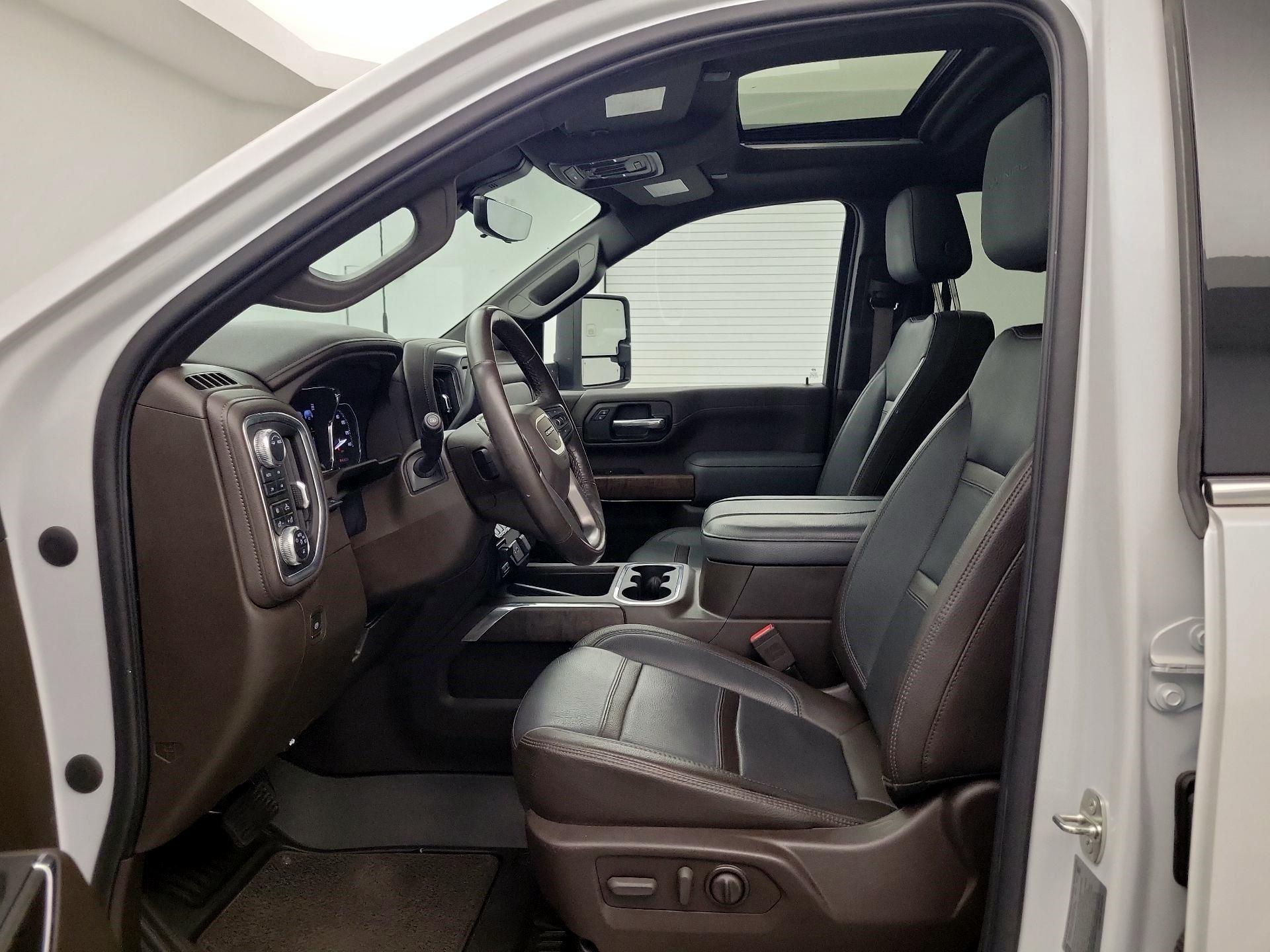Thumbnail: 2023 GMC Sierra 3500 - 9