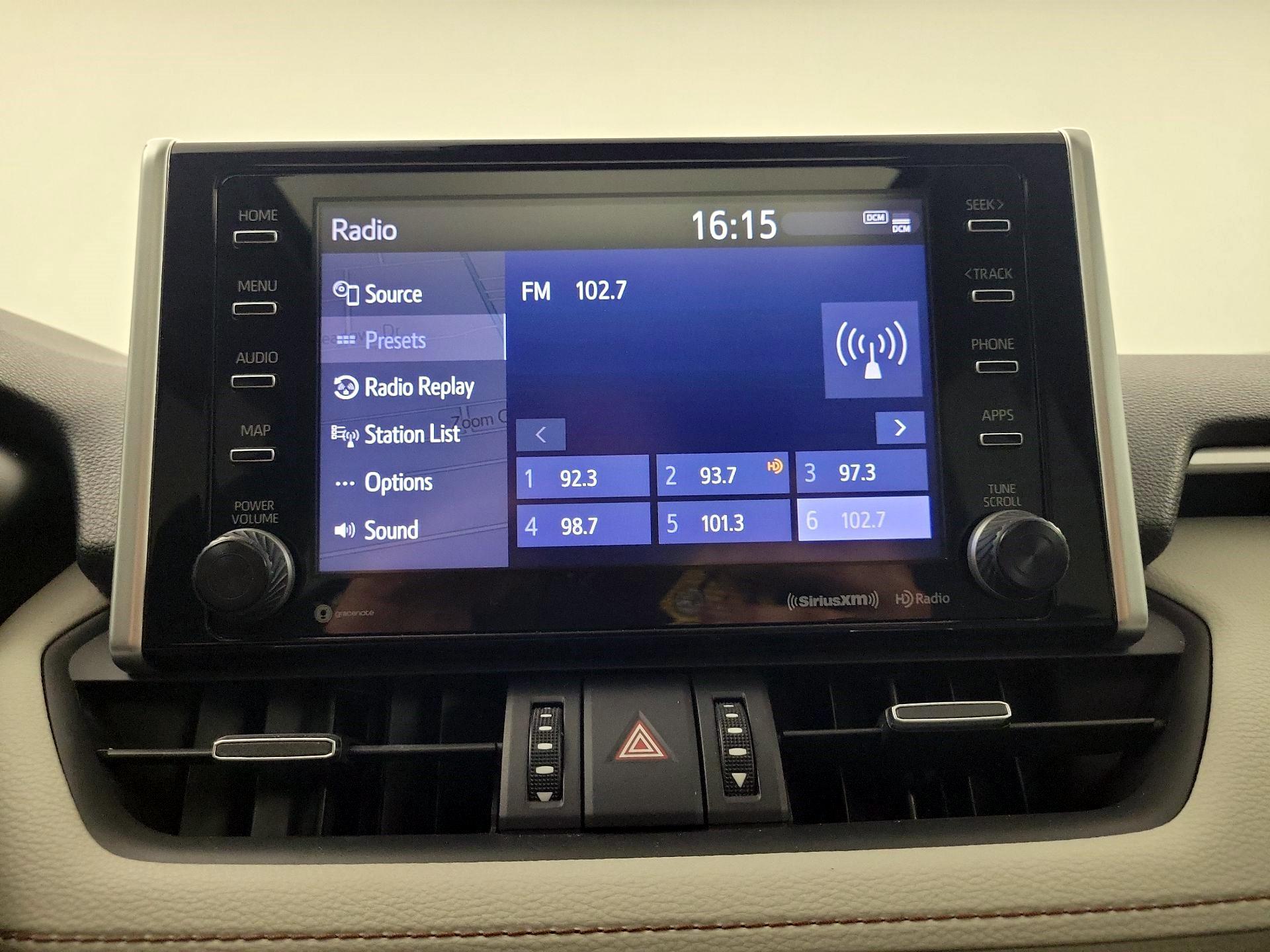 Thumbnail: 2019 Toyota RAV4 - 14