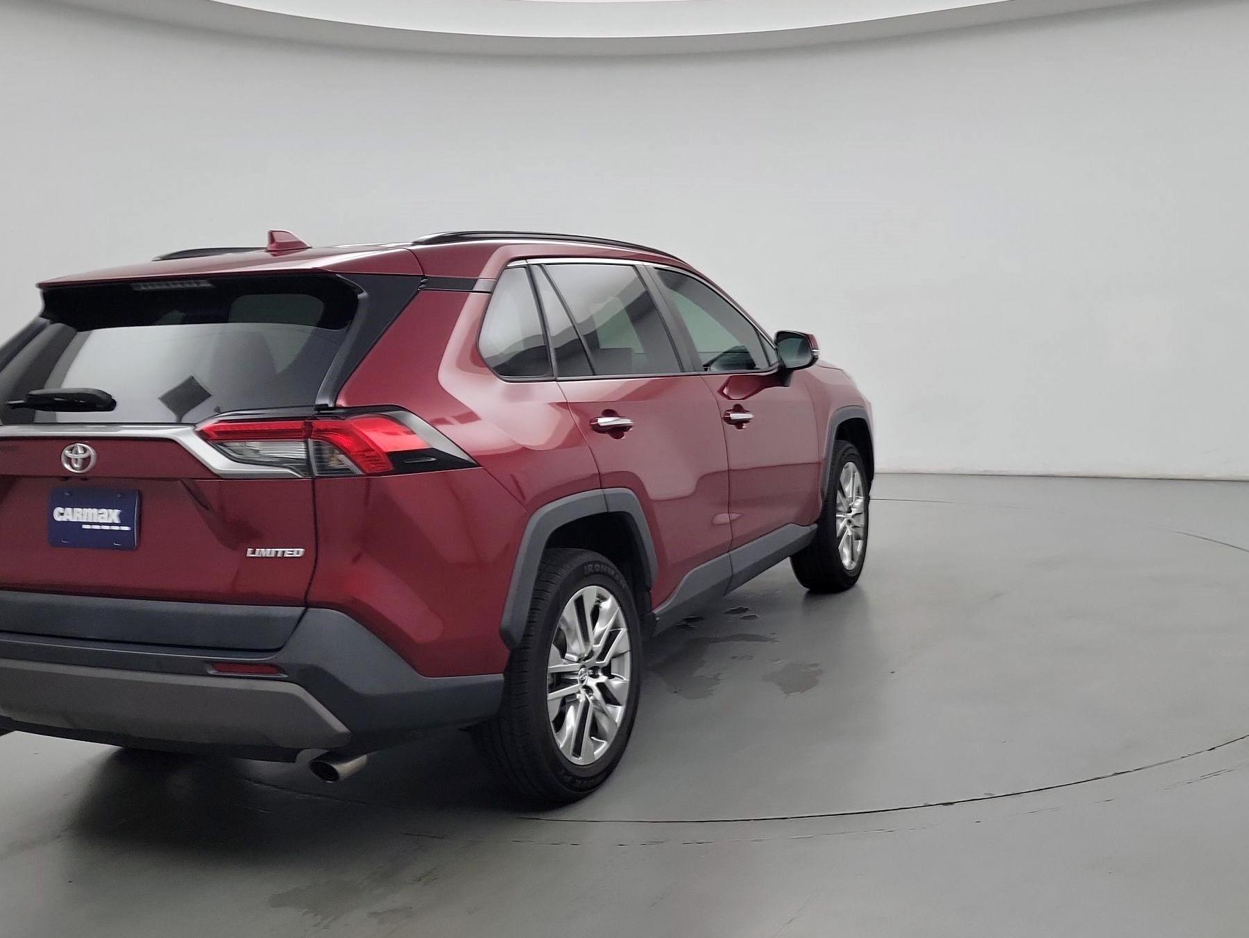 Thumbnail: 2019 Toyota RAV4 - 5