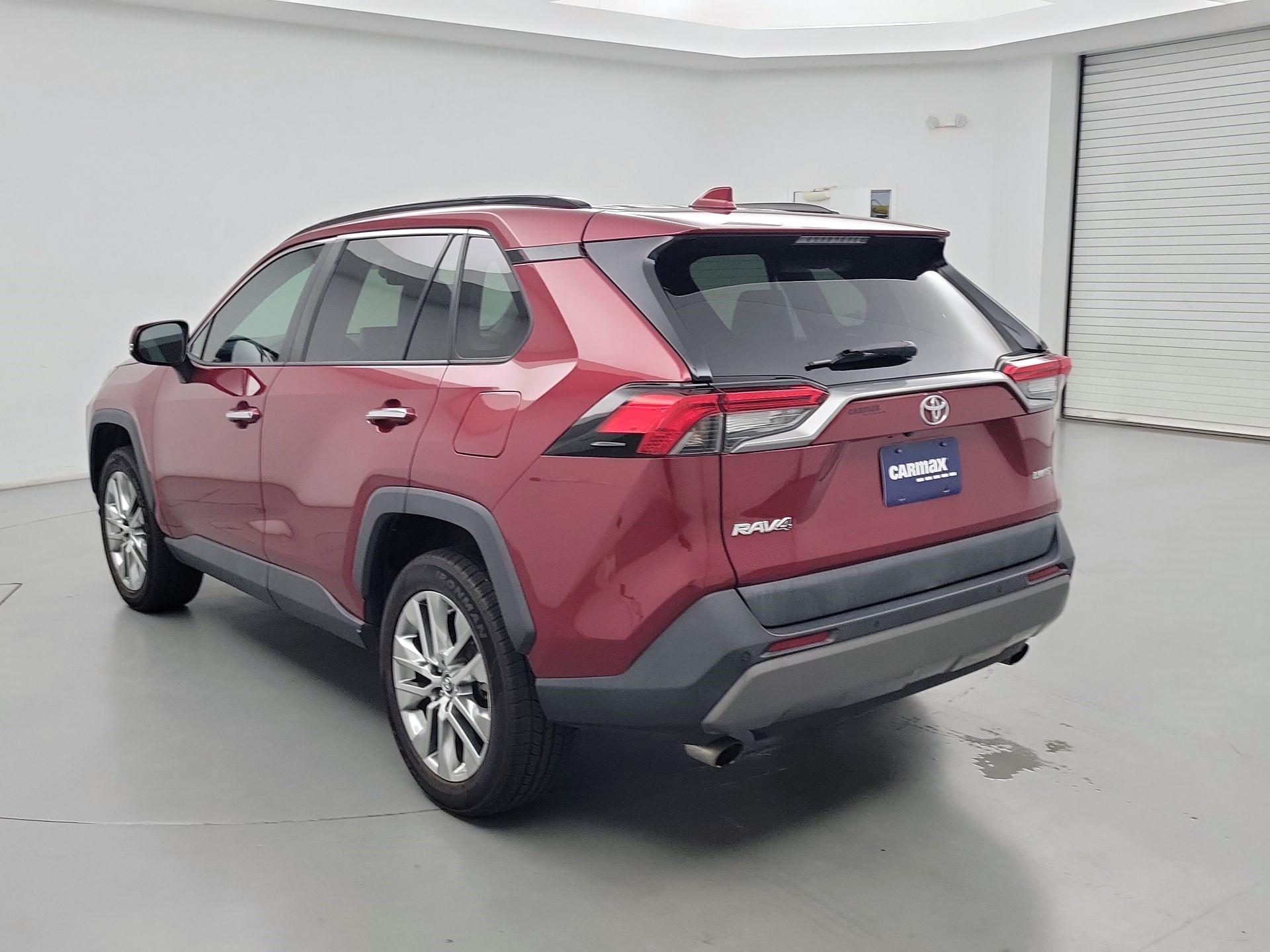 Thumbnail: 2019 Toyota RAV4 - 7