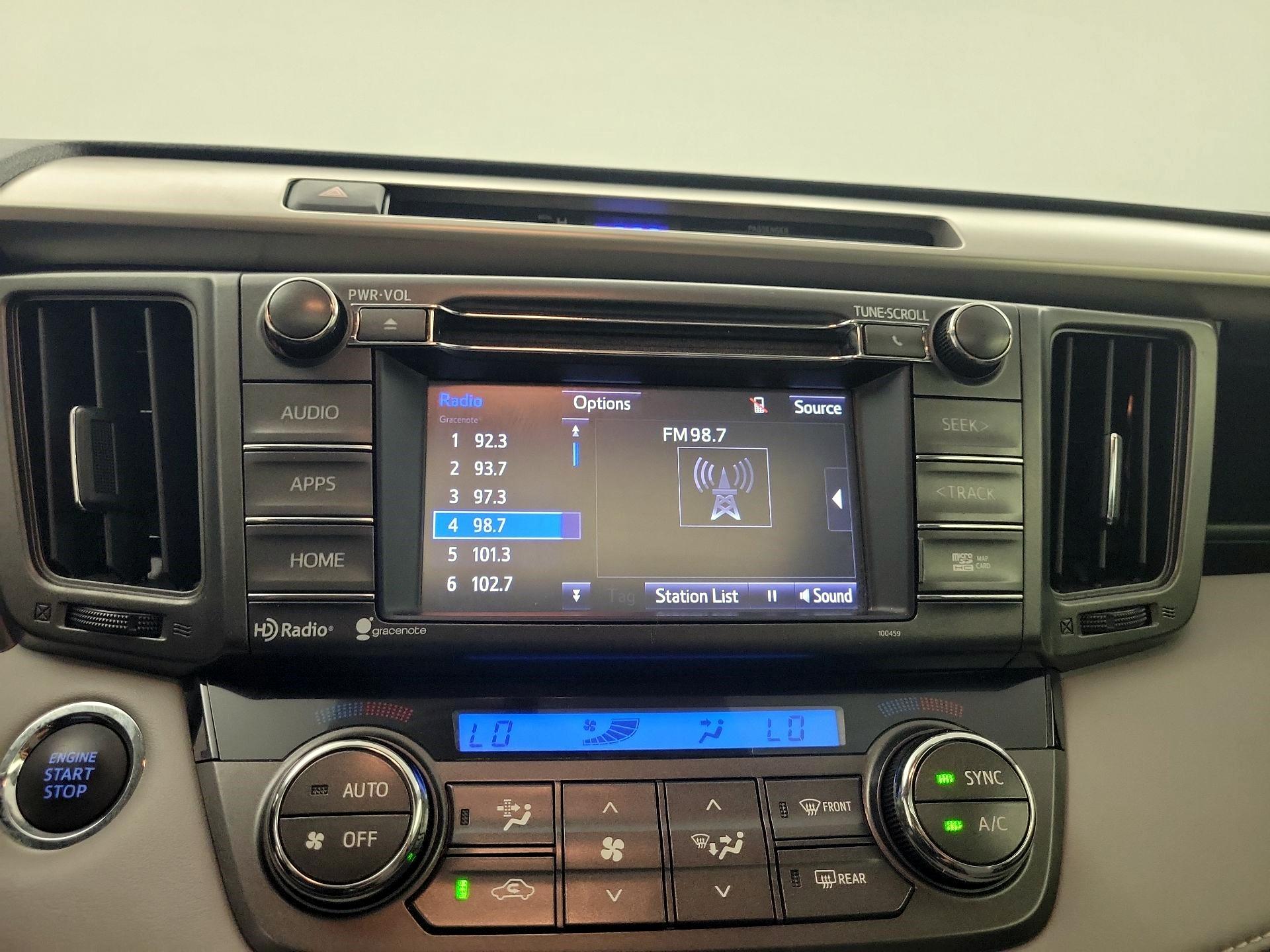 Thumbnail: 2015 Toyota RAV4 - 13