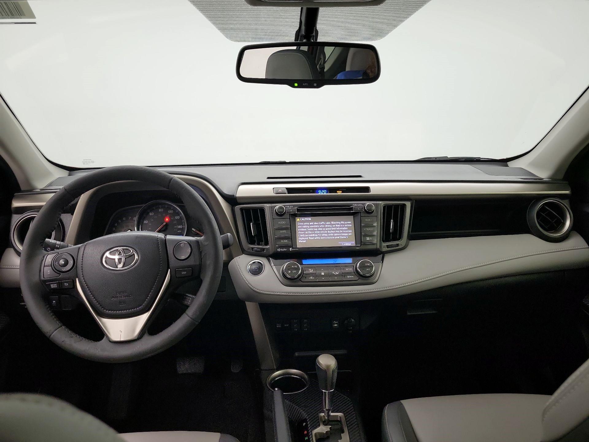 Thumbnail: 2015 Toyota RAV4 - 8