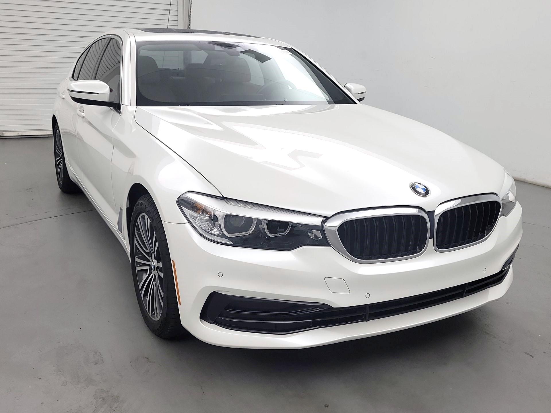 Thumbnail: 2019 BMW 5 Series - 1