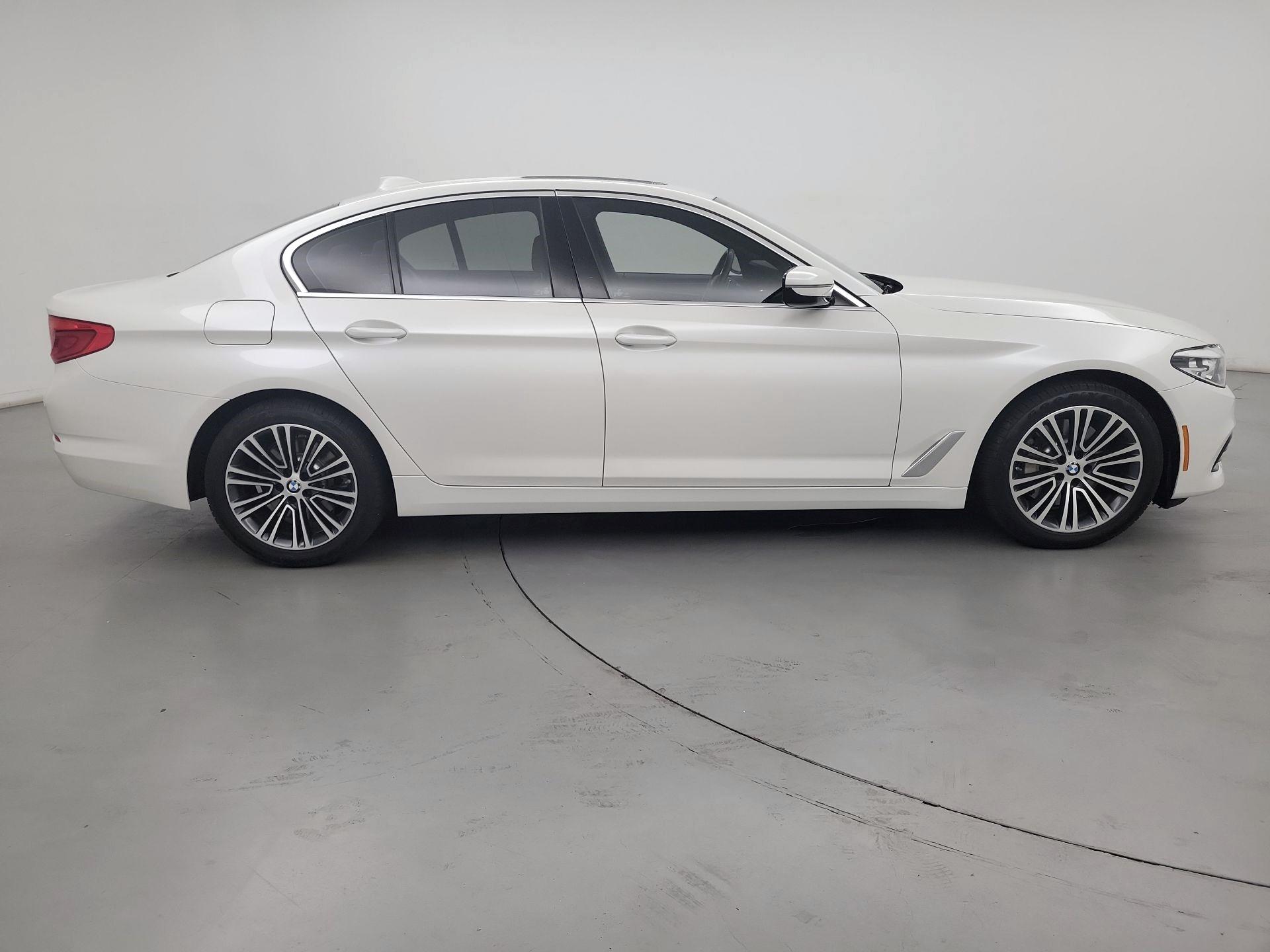 Thumbnail: 2019 BMW 5 Series - 4