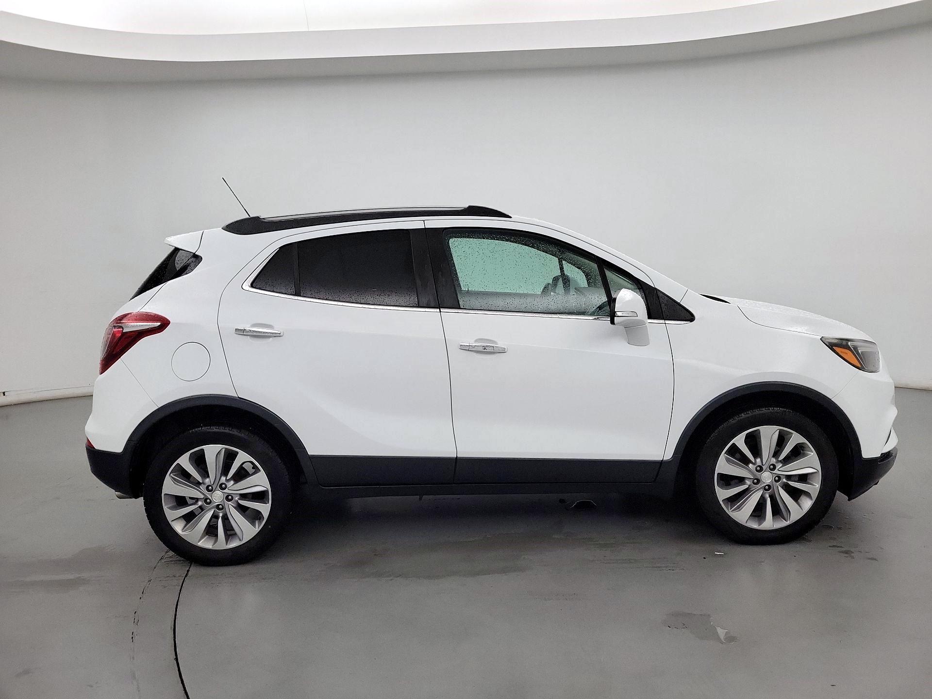 Thumbnail: 2018 Buick Encore - 4