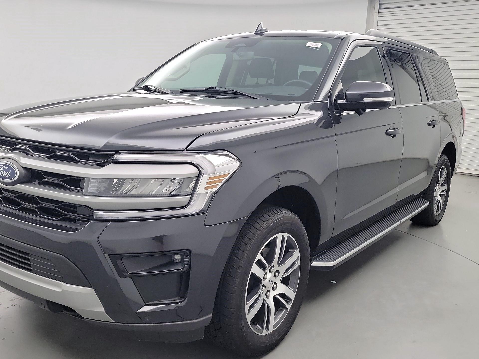 Thumbnail: 2023 Ford Expedition MAX - 3