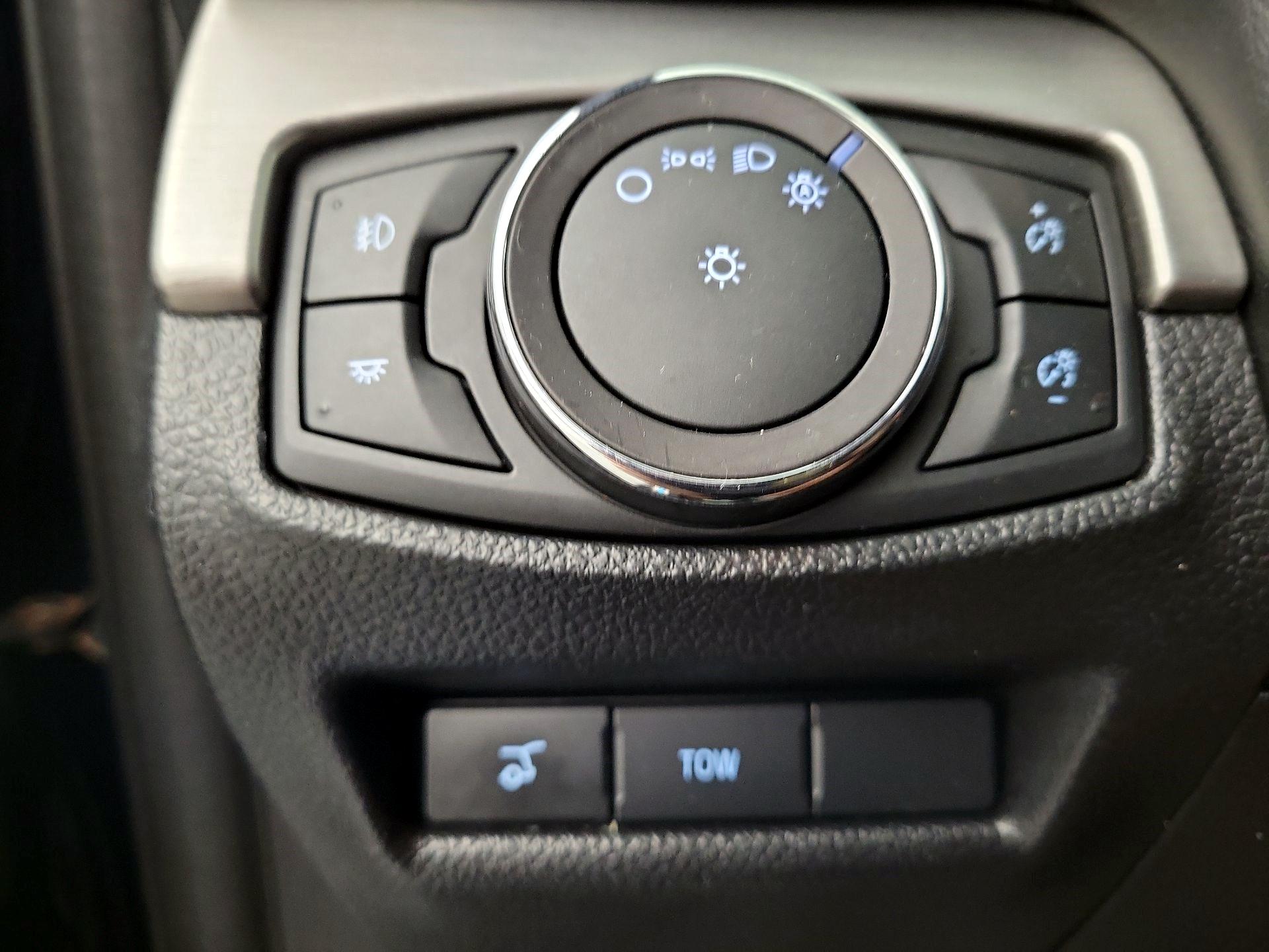 Thumbnail: 2017 Ford Explorer - 11