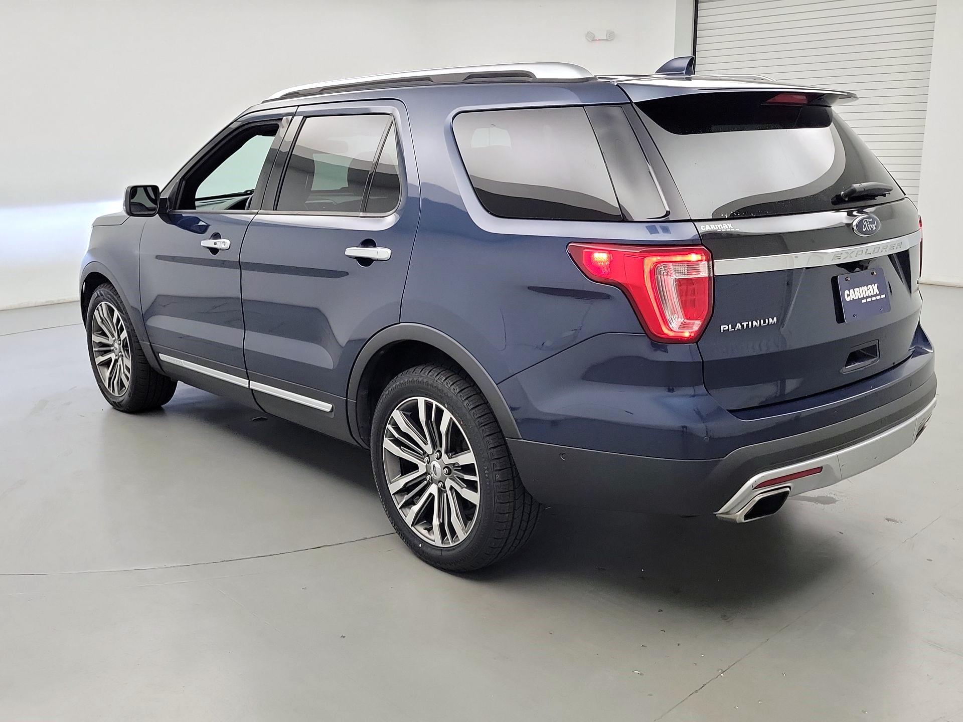 Thumbnail: 2017 Ford Explorer - 7