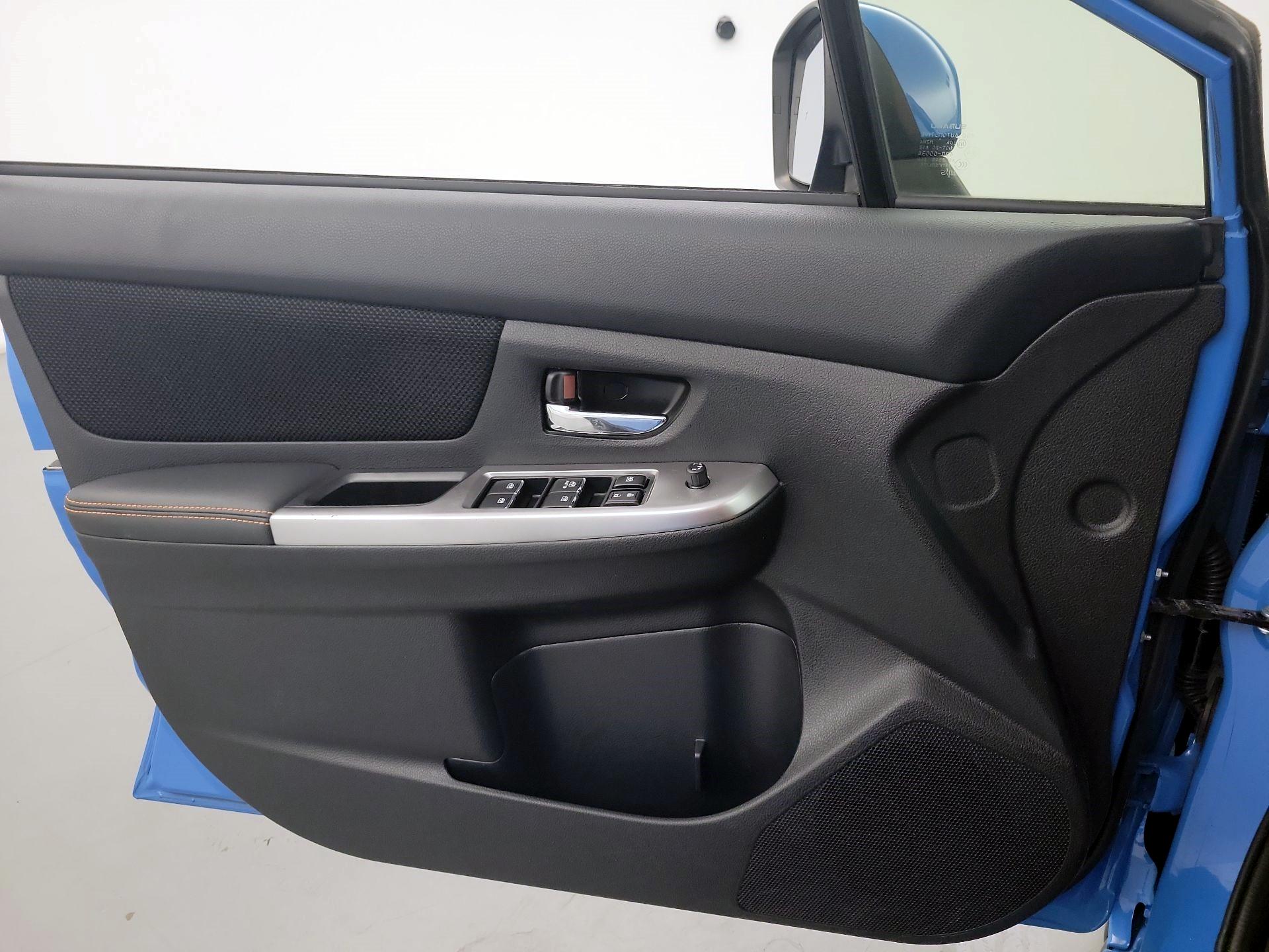 Thumbnail: 2016 Subaru XV Crosstrek - 10
