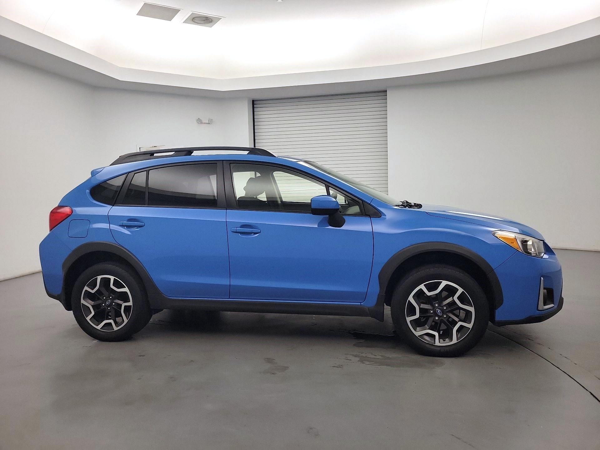Thumbnail: 2016 Subaru XV Crosstrek - 4