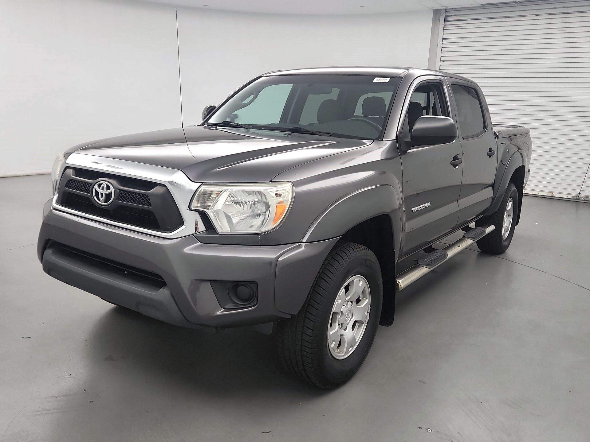 Thumbnail: 2014 Toyota Tacoma - 3
