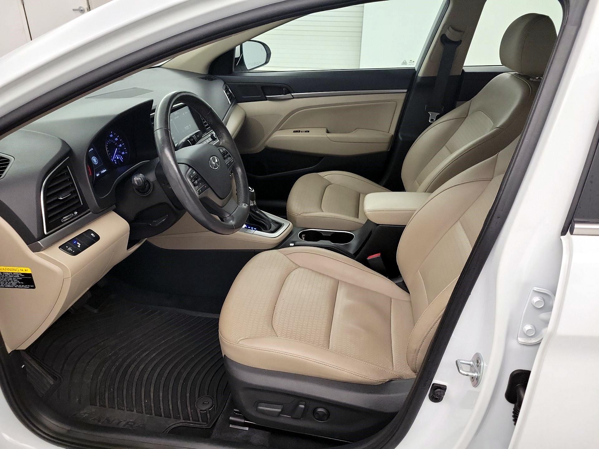 Thumbnail: 2017 Hyundai Elantra - 9