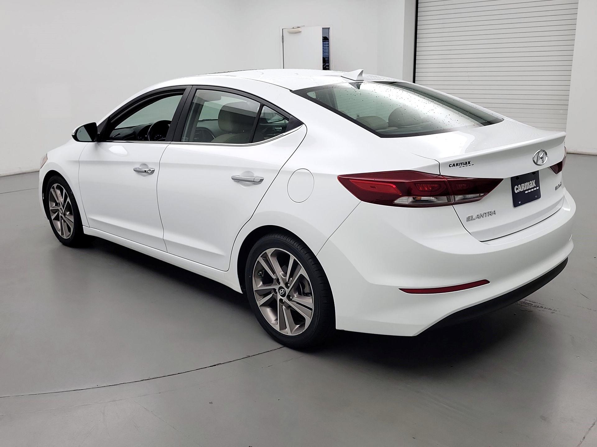 Thumbnail: 2017 Hyundai Elantra - 7