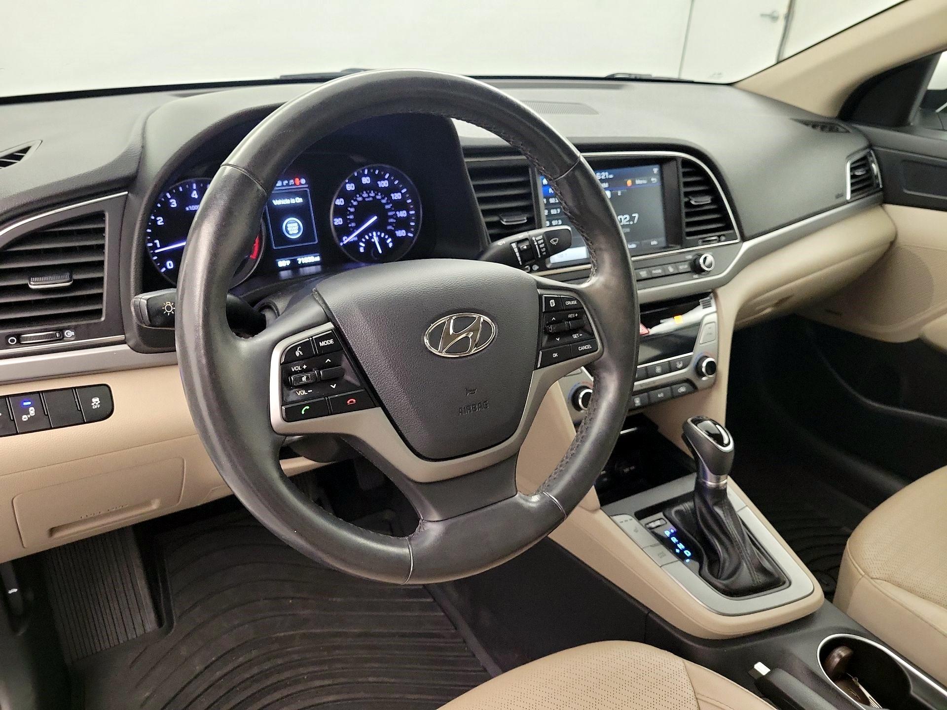 Thumbnail: 2017 Hyundai Elantra - 8