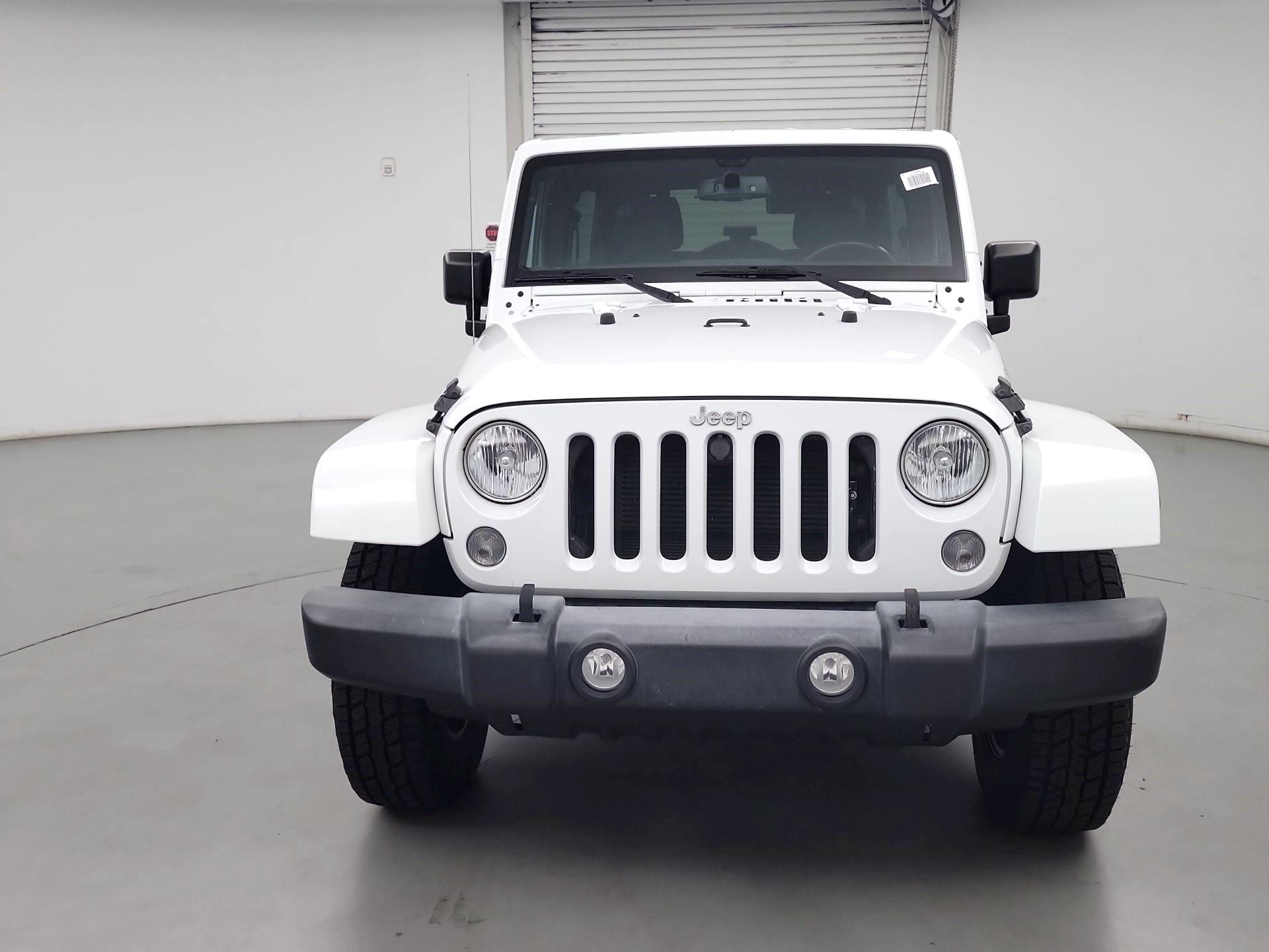 Thumbnail: 2016 Jeep Wrangler - 2