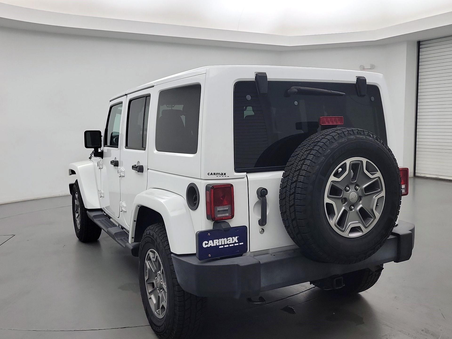Thumbnail: 2016 Jeep Wrangler - 7