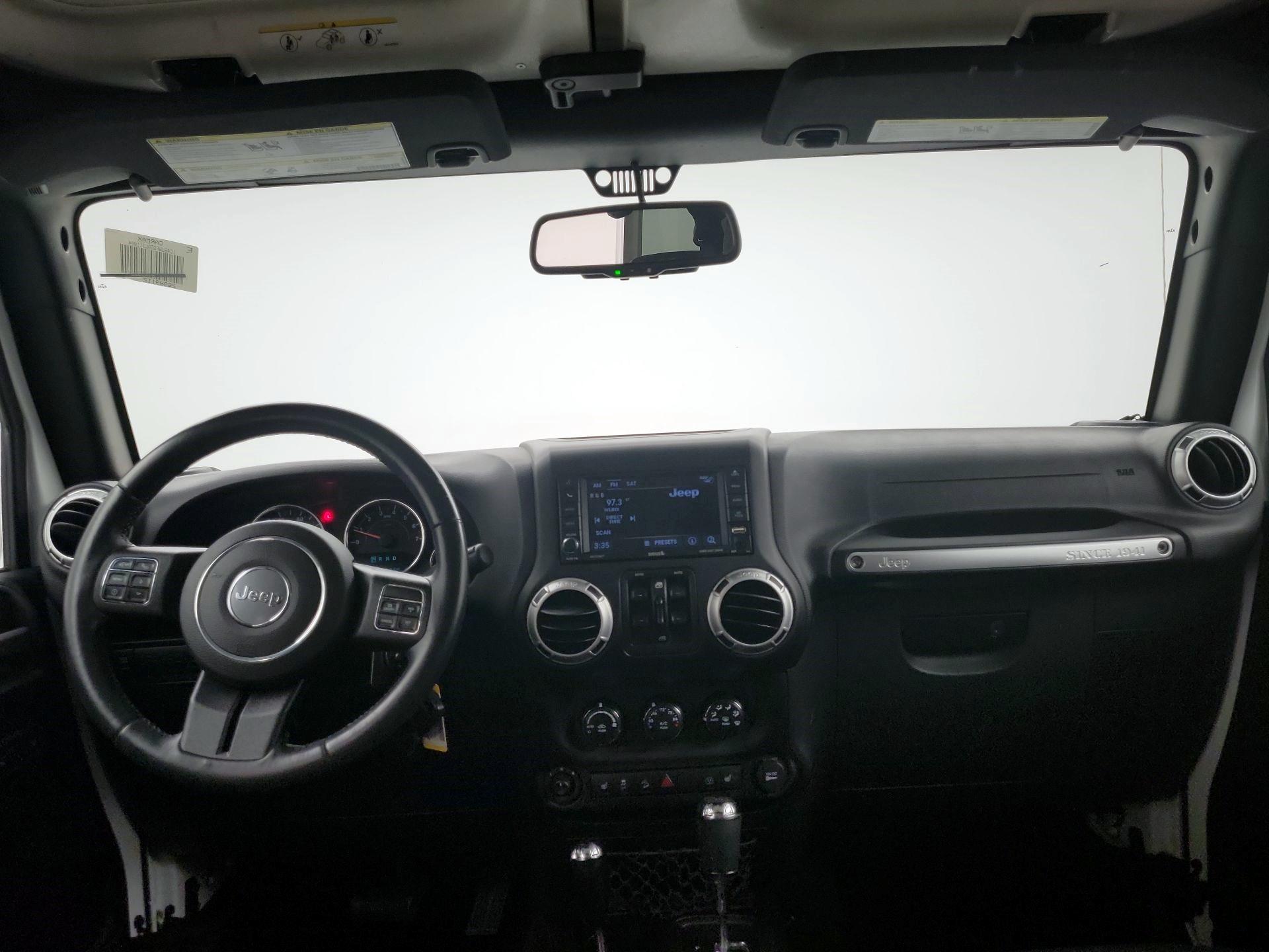 Thumbnail: 2016 Jeep Wrangler - 8