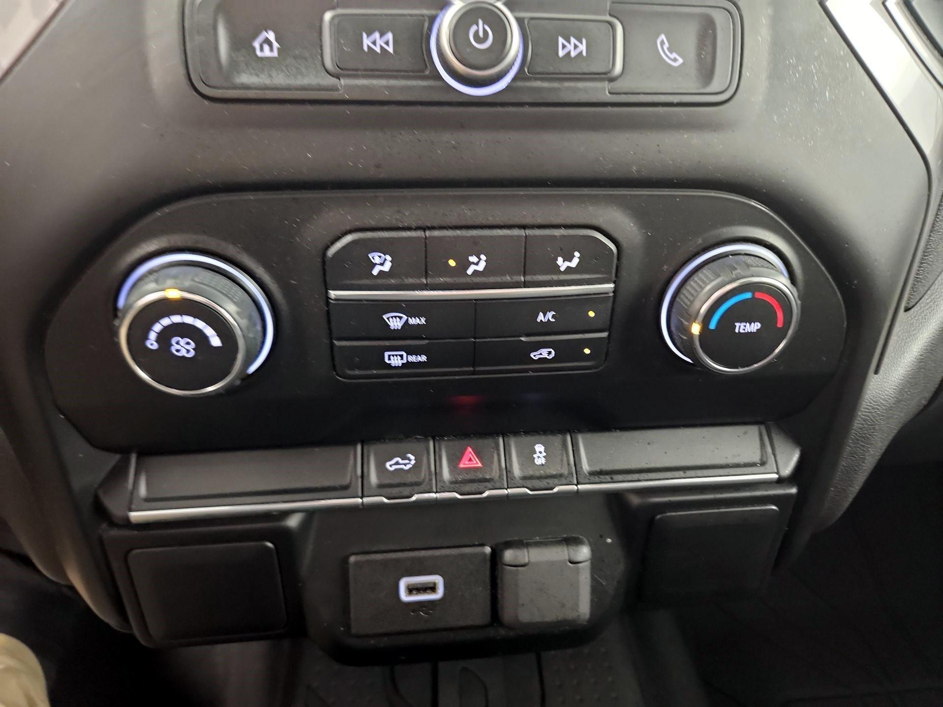 Thumbnail: 2020 Chevrolet Silverado 1500 - 14