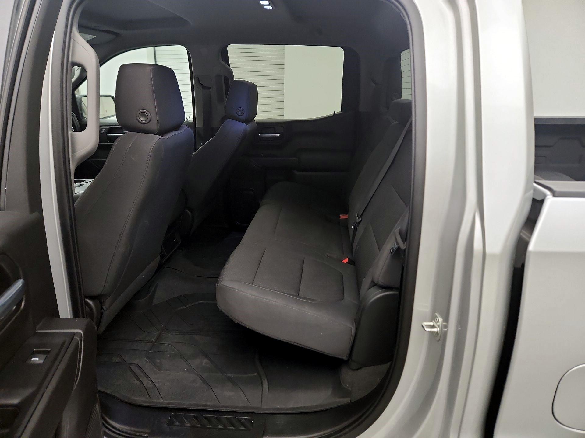 Thumbnail: 2020 Chevrolet Silverado 1500 - 17