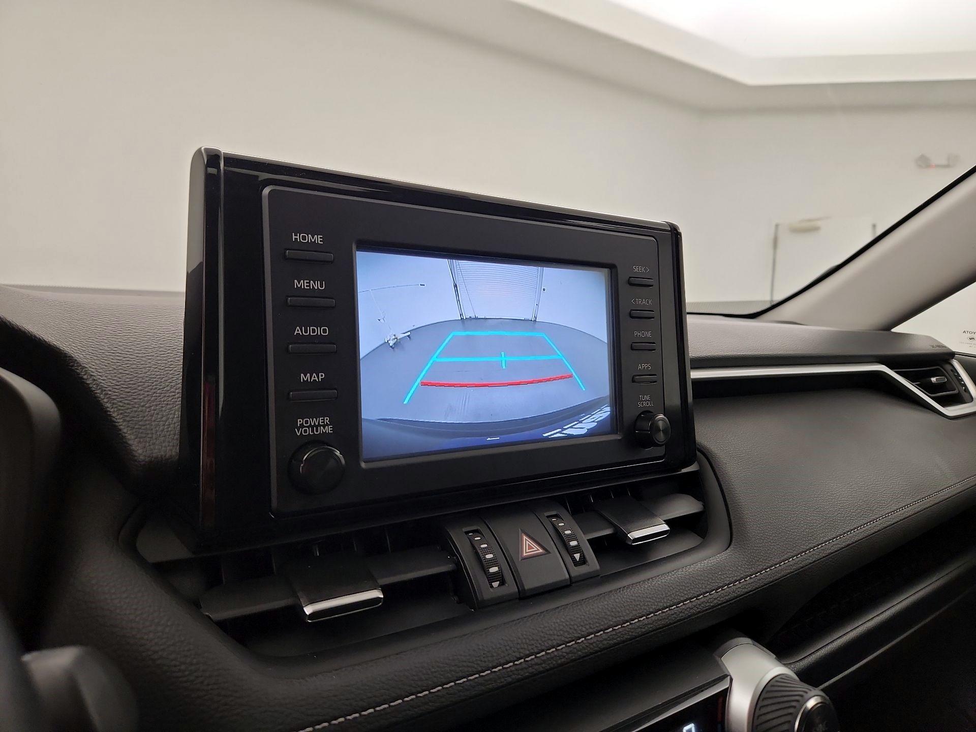 Thumbnail: 2019 Toyota RAV4 - 13
