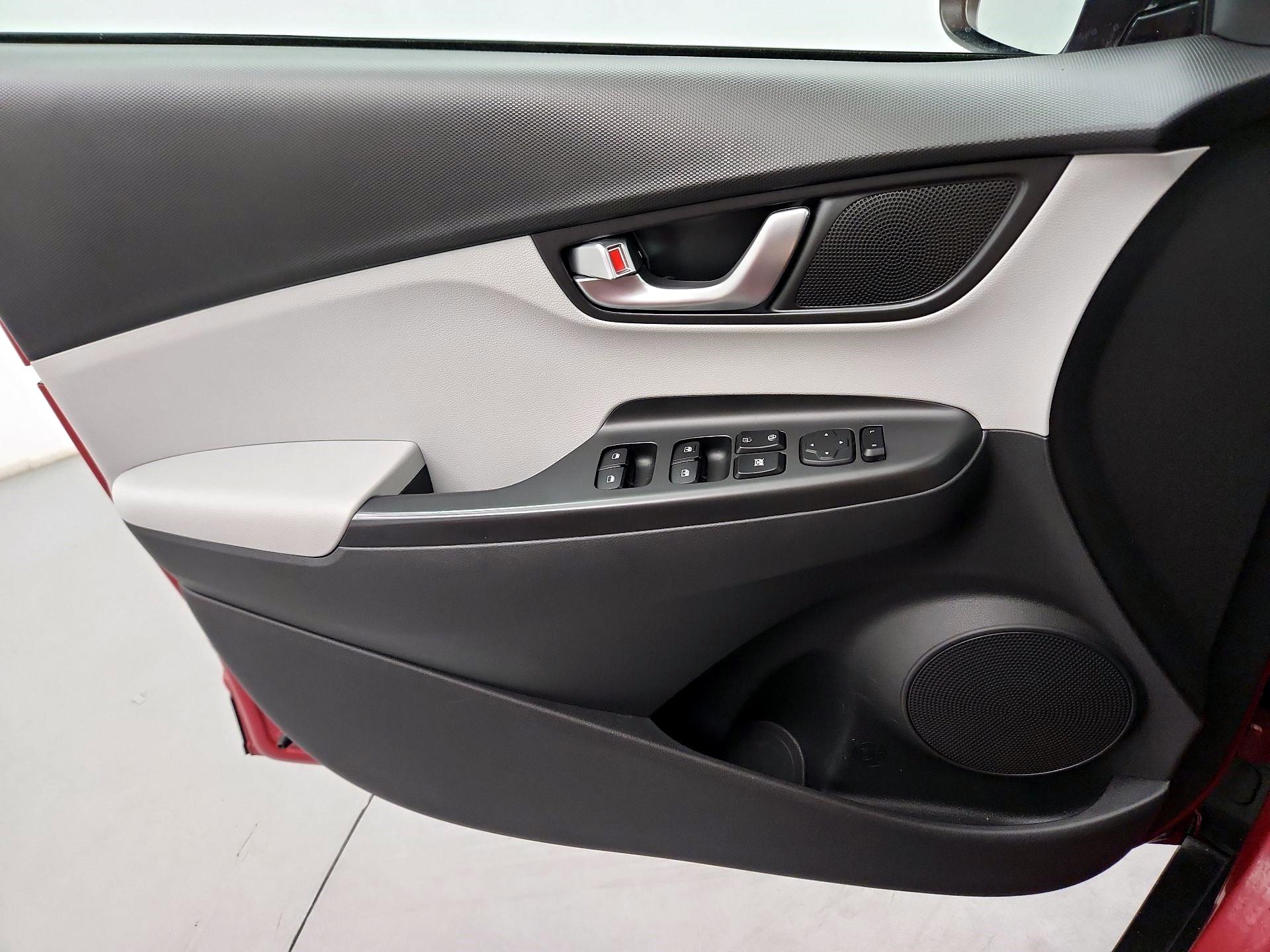 Thumbnail: 2022 Hyundai Kona - 10