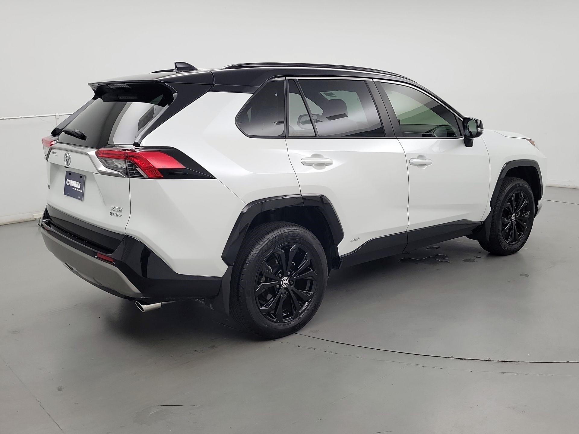 Thumbnail: 2025 Toyota RAV4 - 5