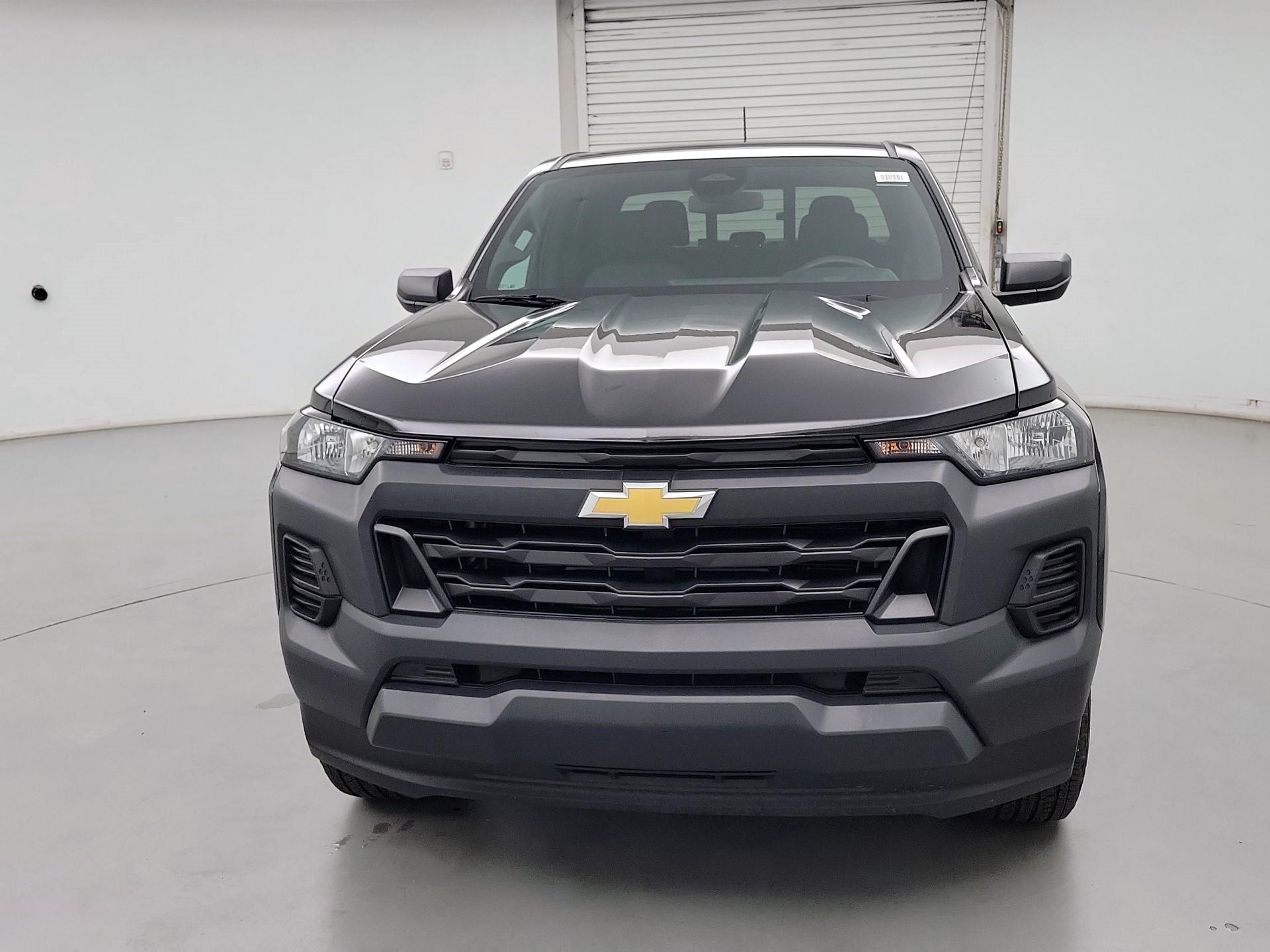 Thumbnail: 2023 Chevrolet Colorado - 2