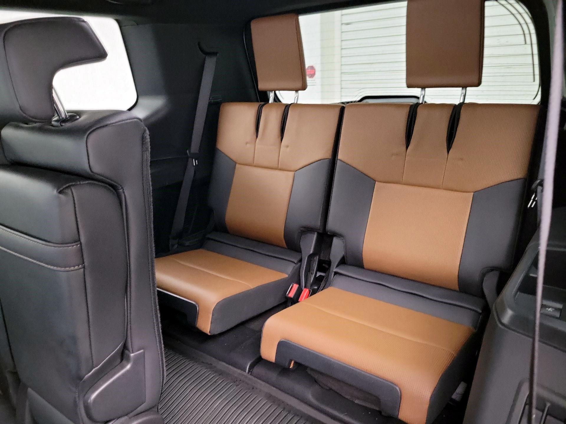 Thumbnail: 2024 Lexus GX - 19