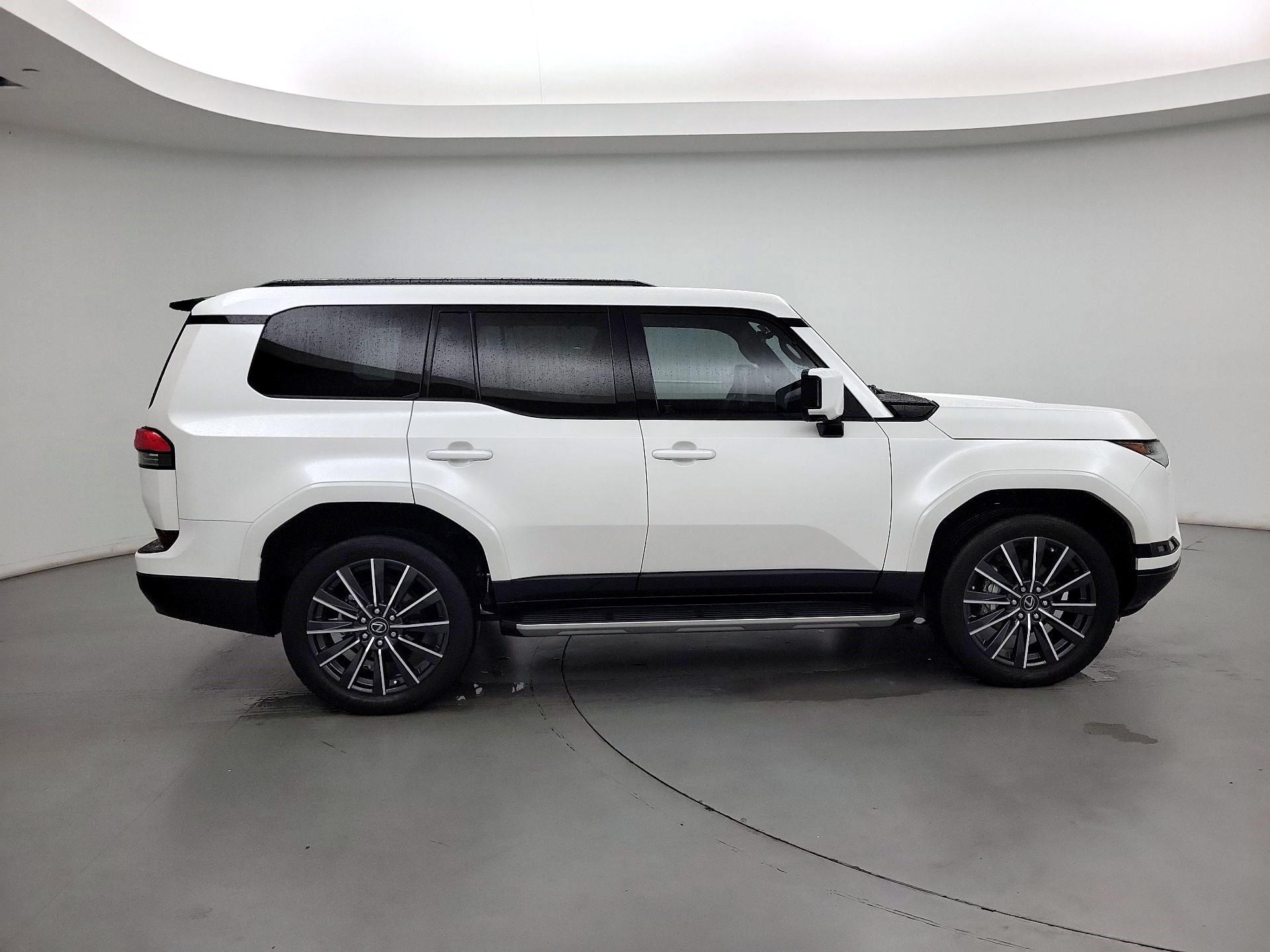 Thumbnail: 2024 Lexus GX - 4