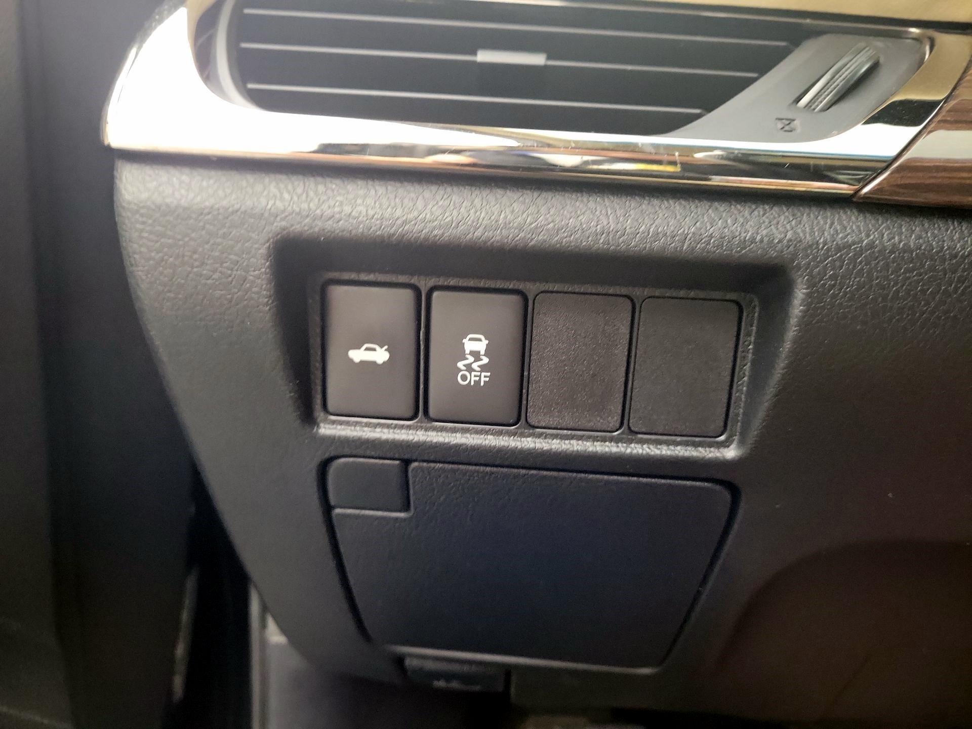 Thumbnail: 2013 Toyota Avalon - 11